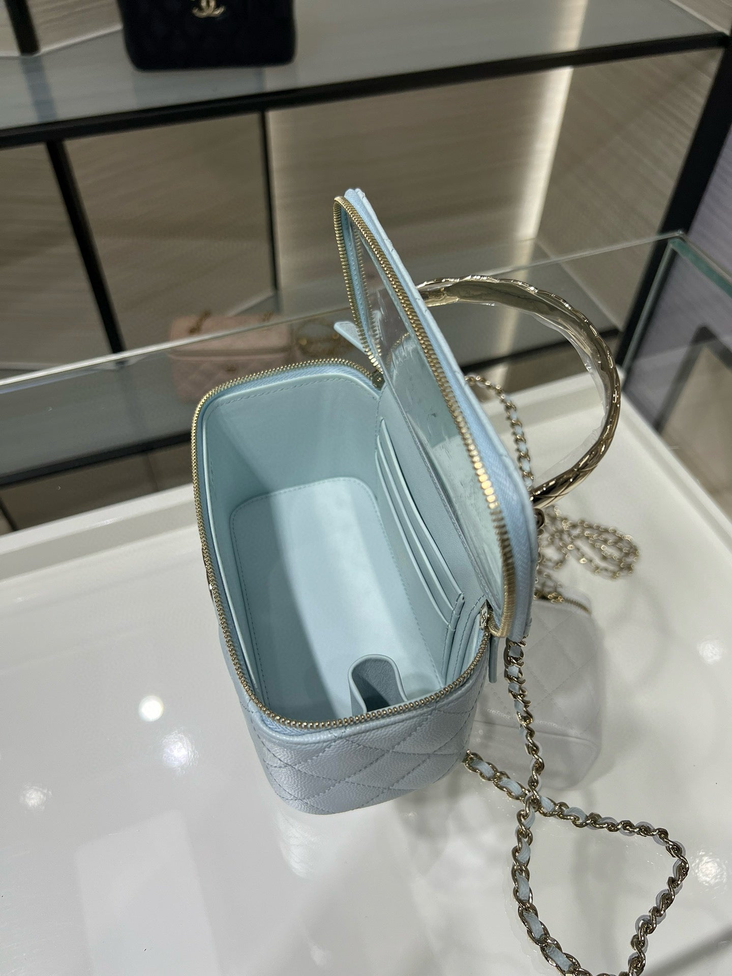 CC 25S Small Vanity 17cm Cloud Blue Grained Calfskin Light Gold Hardware