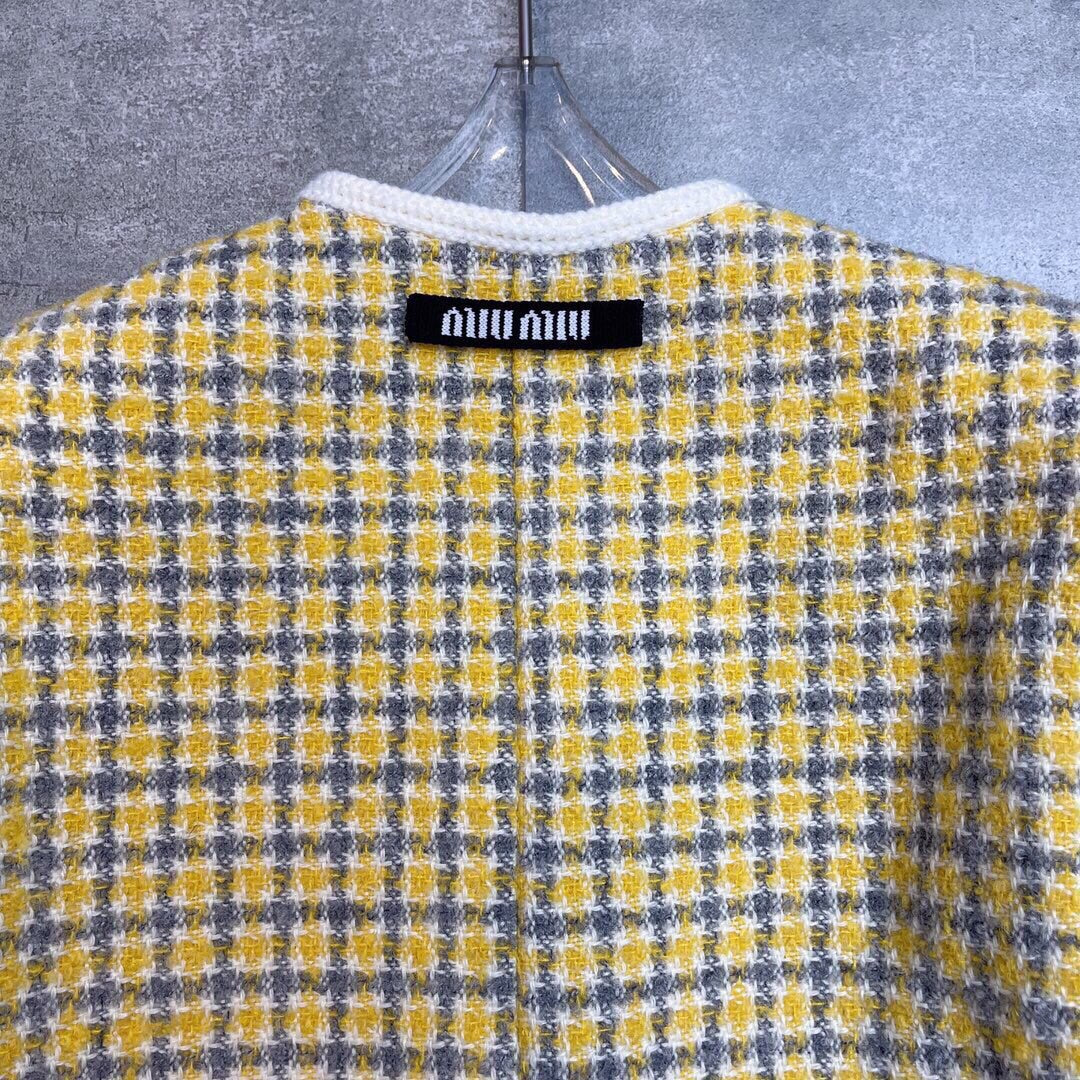 Miumiu 2025 Round Neck Long-sleeved Coat Yellow Wool
