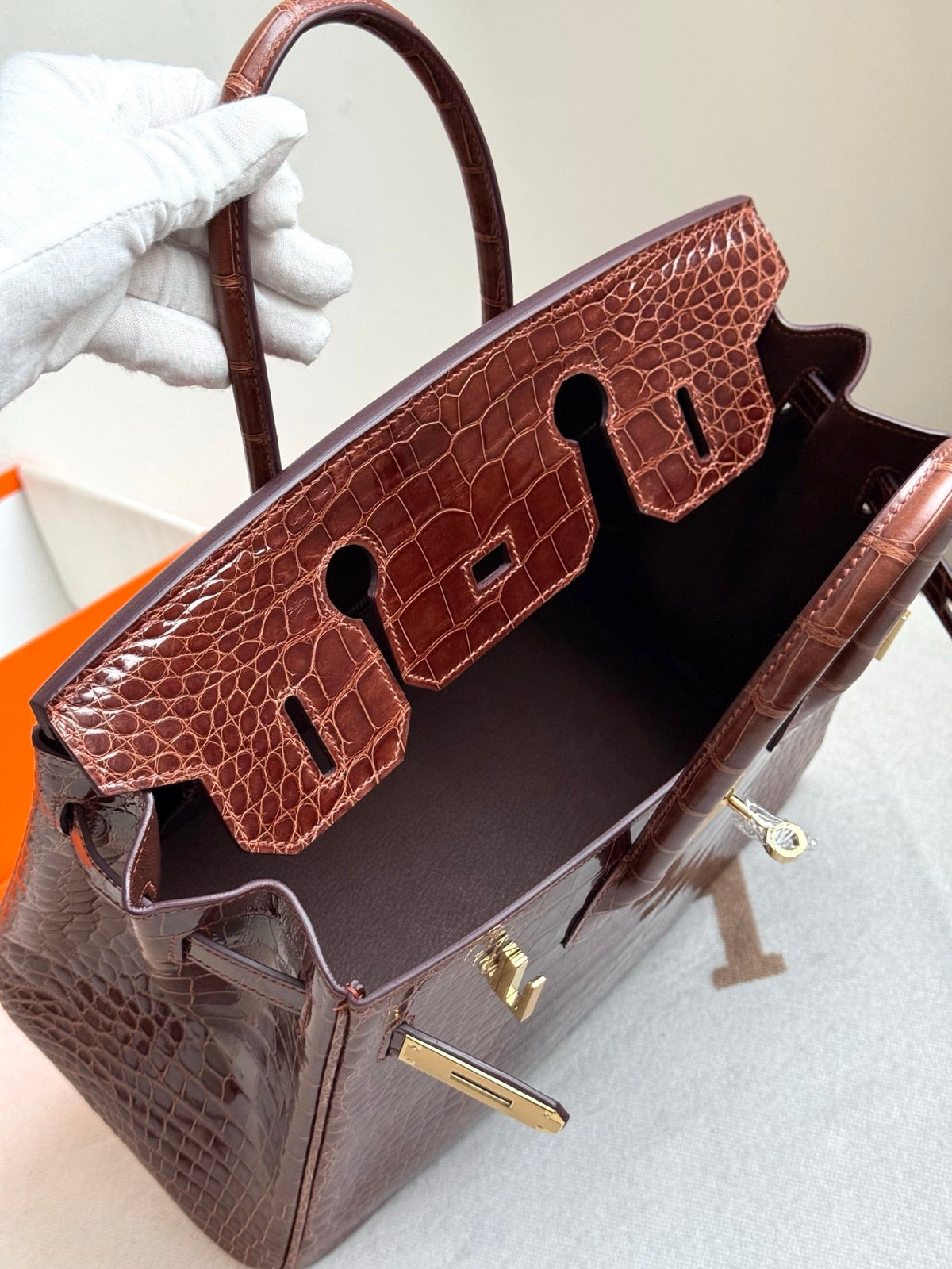 High-end Hermes 2026 Birkin Bag 30cm Glossy Crocodile Leather