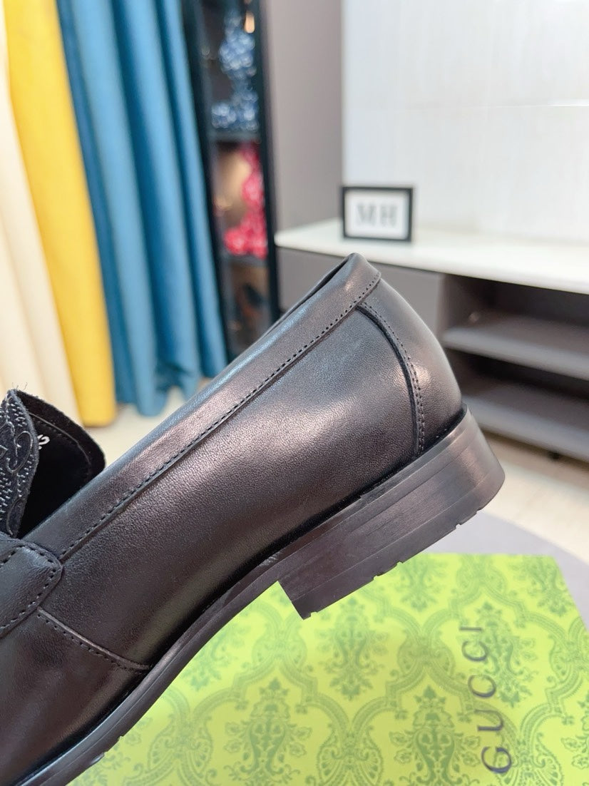 GG Men's Loafer Black Cowhide 233530