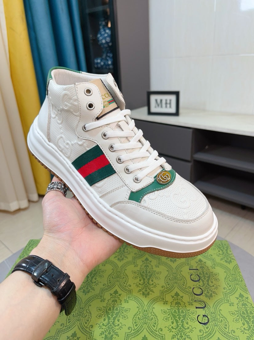 GG Men's Sneaker White Embossed Cowhide 471067