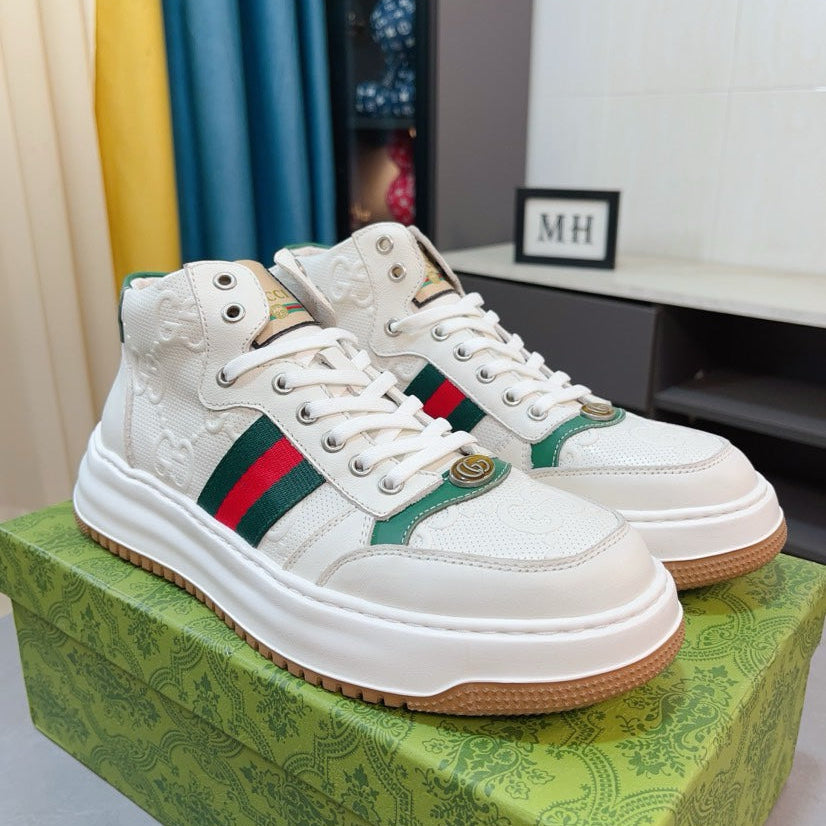 GG Men's Sneaker White Embossed Cowhide 471067