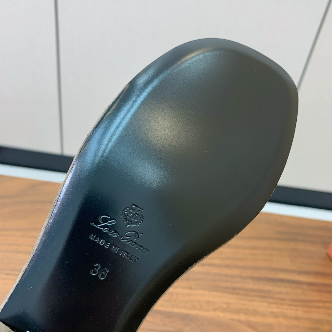 Mindil Sandal Brown Seude