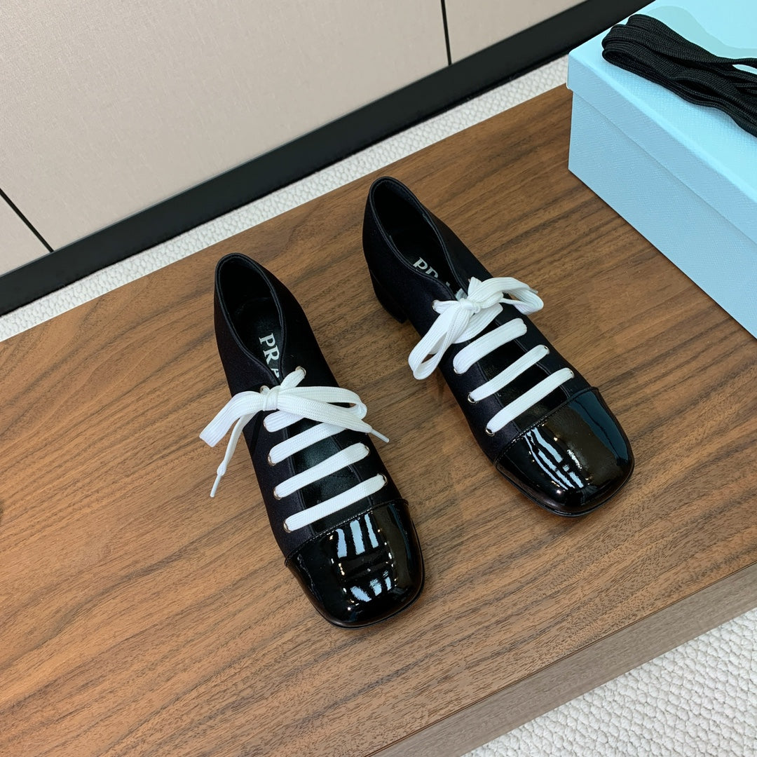 PRA 26S Chunky Heeled 40 Black Patent Leather 606373