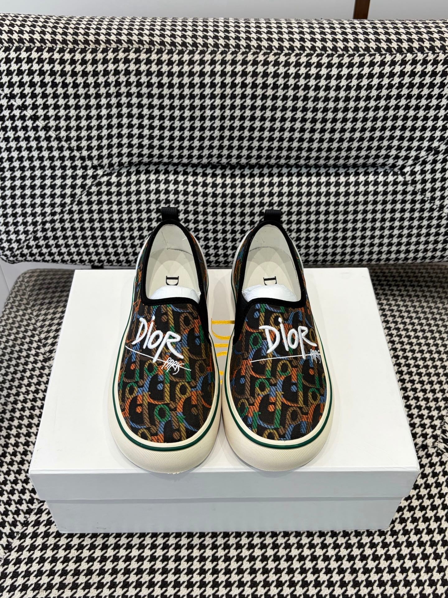 Dior 2026 Slip-on Sneaker Fabric Leather 910944