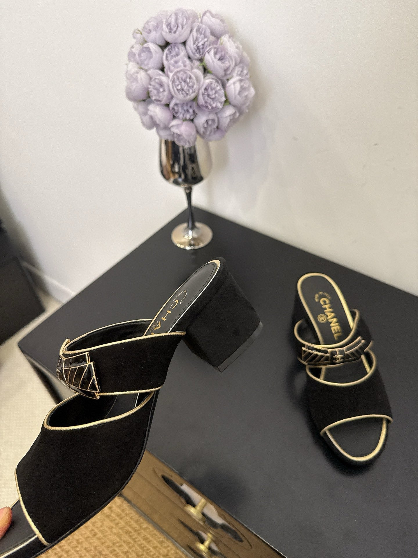 CC 25 Mule Black Calfskin 365809