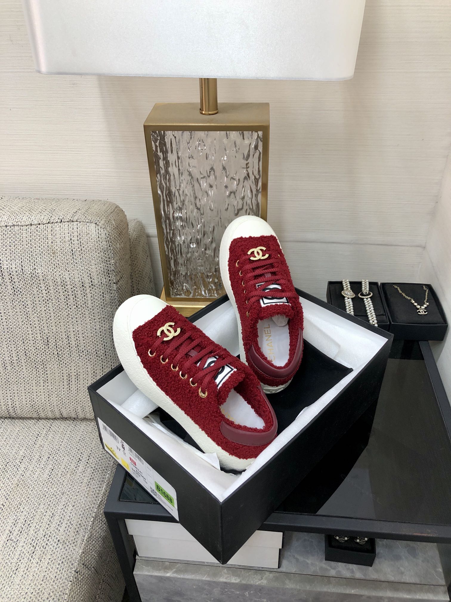 CC Low Sneaker Red Wool