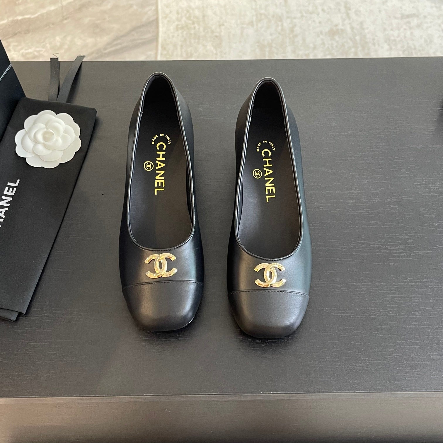 cc pump 50 all black calfskin