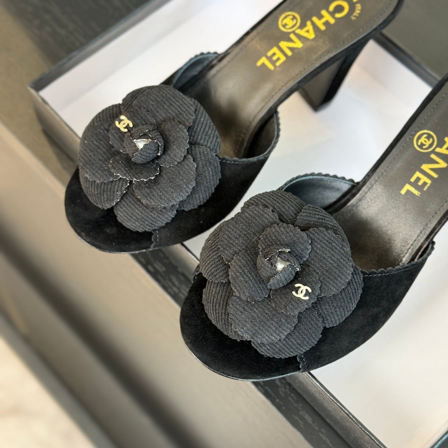 mule sandal flower high heel 80 black suede