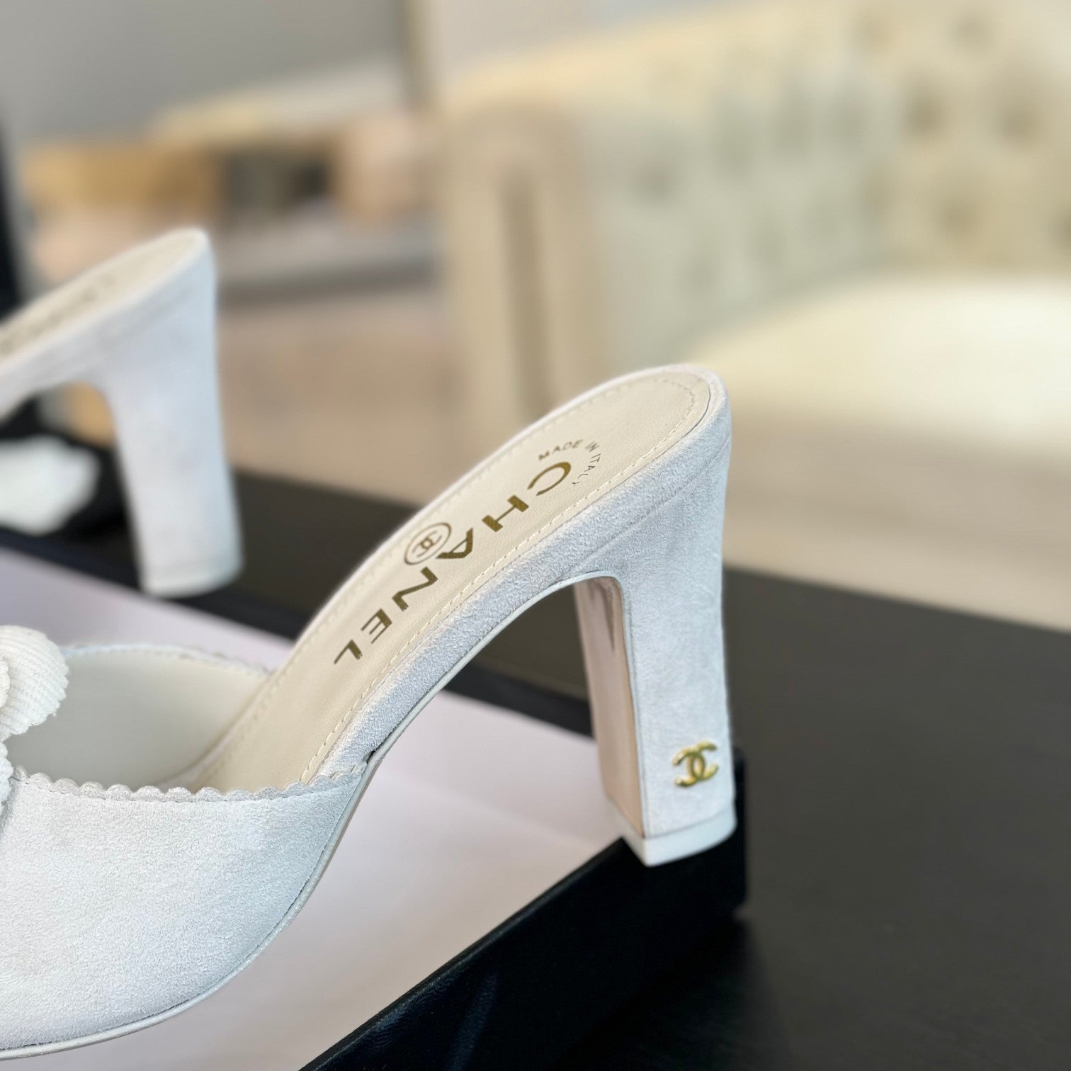 CC Mules 80mm White Suede