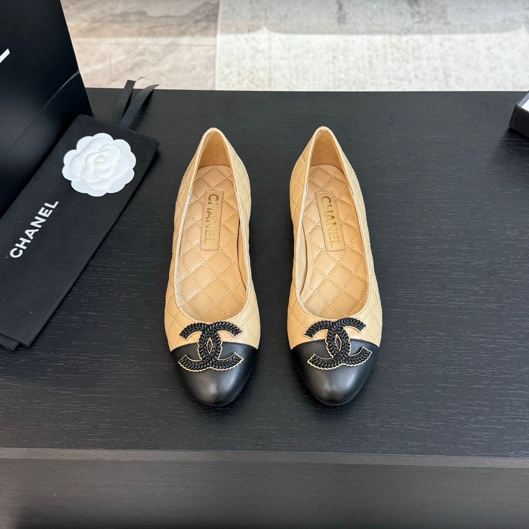 ballet flat beige quilted lambskin large black cc logo