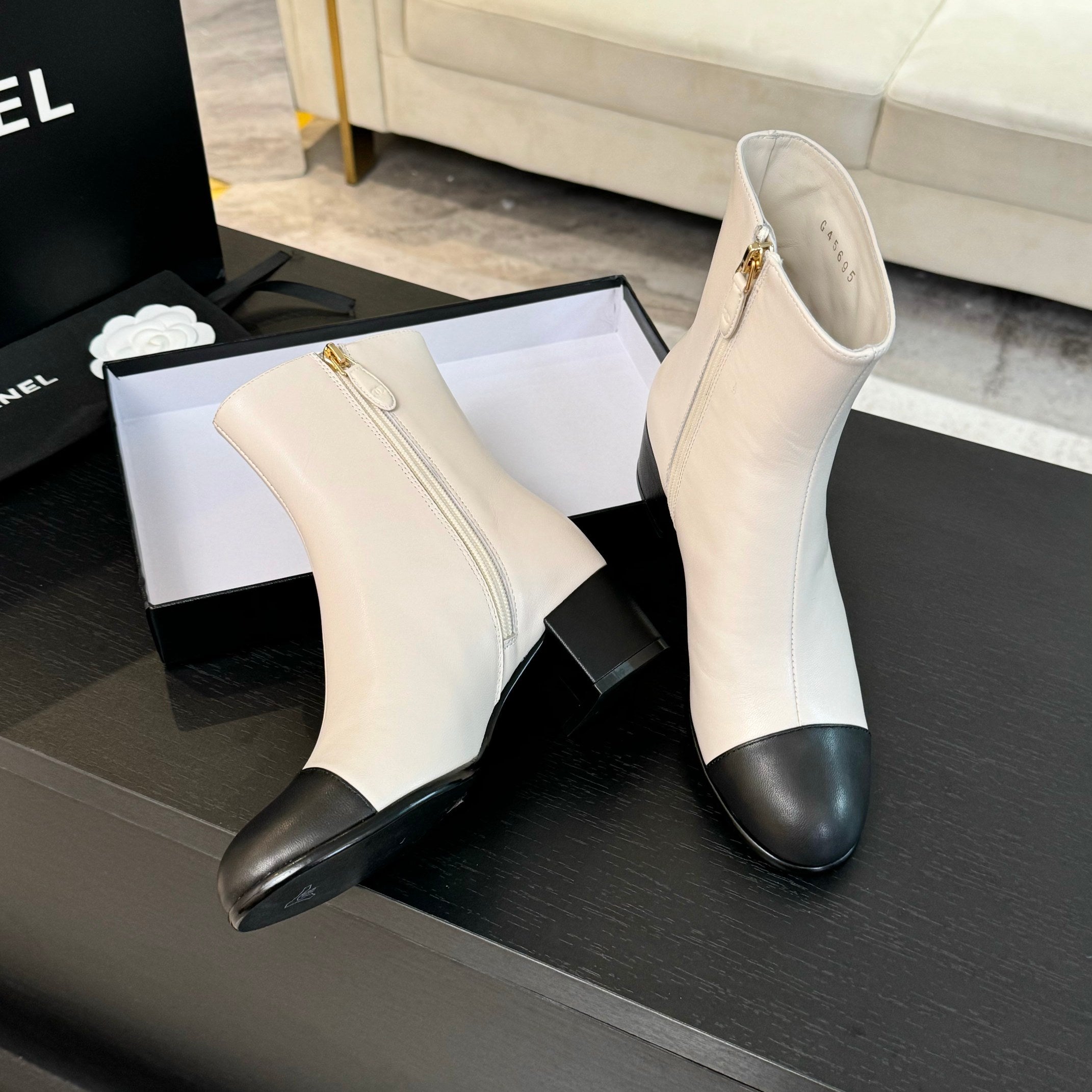CC Ankle Boots 50mm White Black Lambskin
