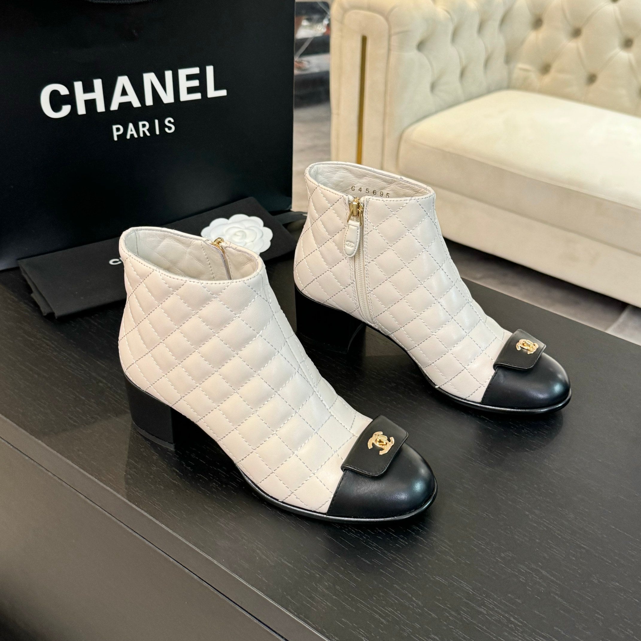 CC Ankle Boots 50mm White Black Quilted Lambskin
