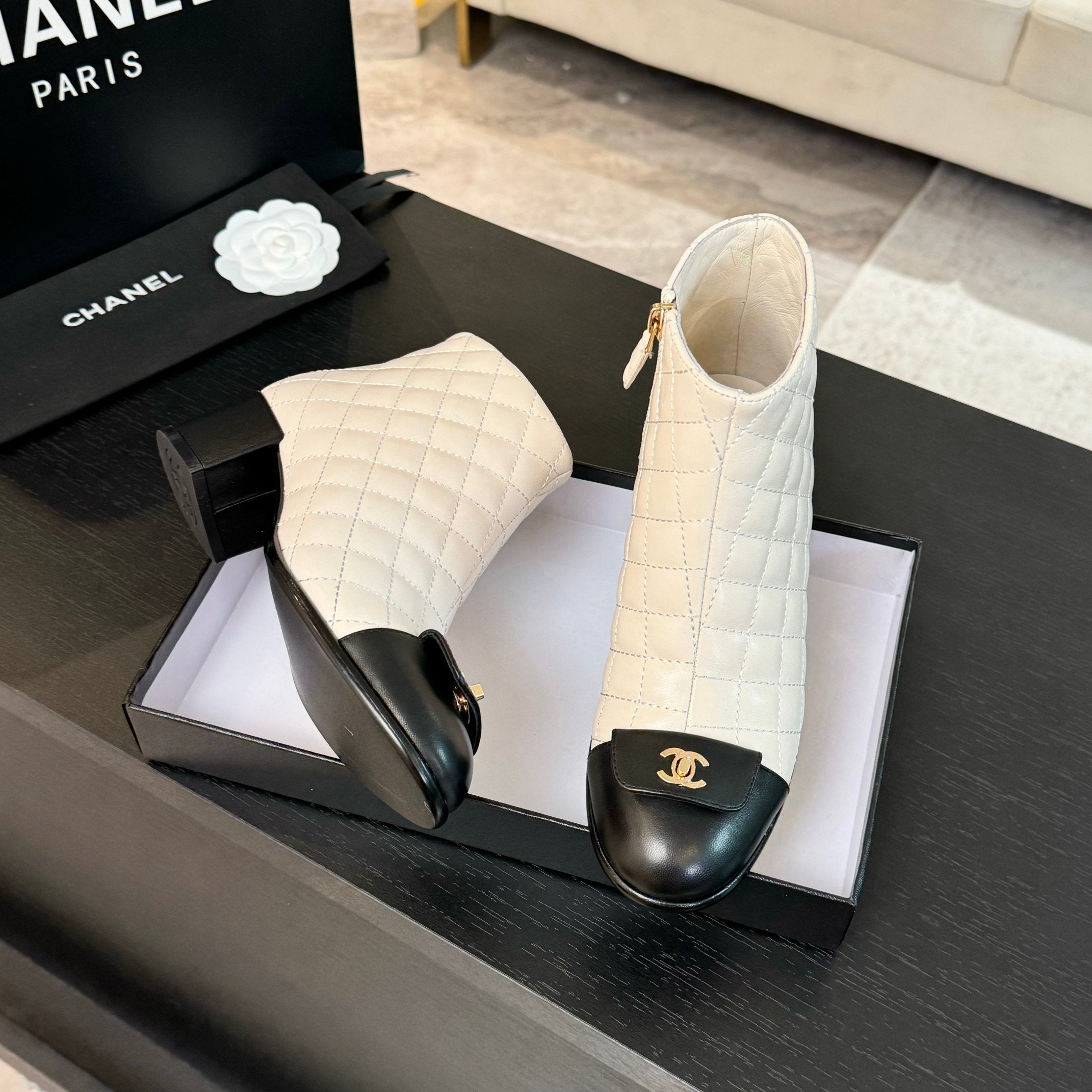 CC Ankle Boots 50mm White Black Quilted Lambskin