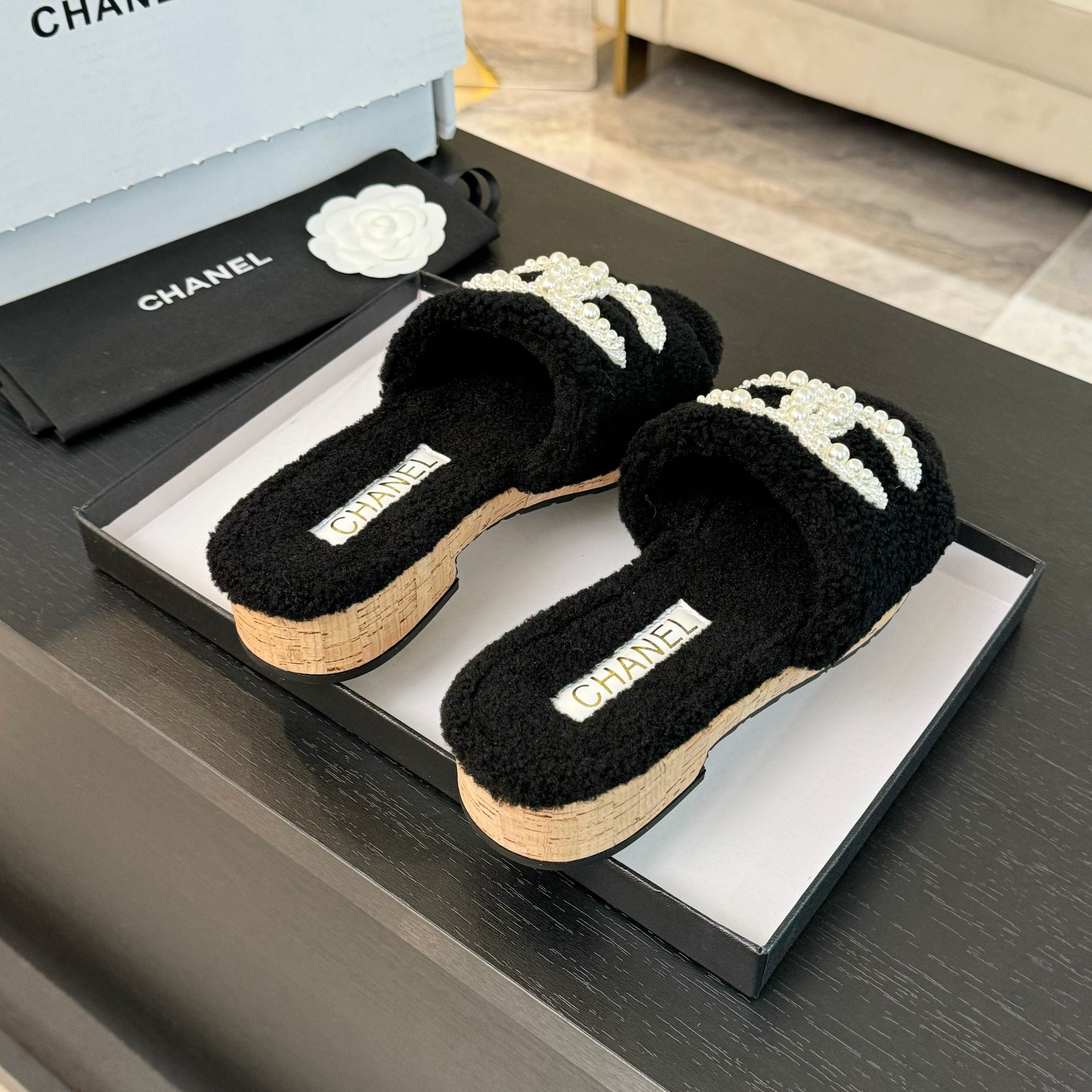 CC Slippers Black Wool
