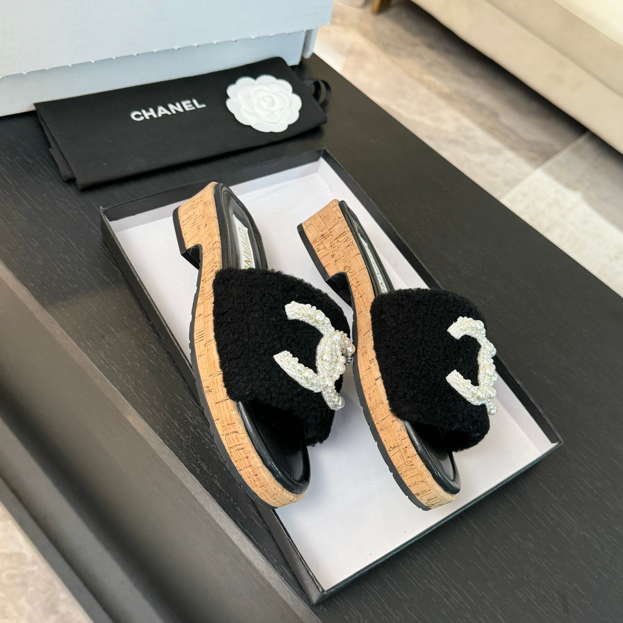 CC Slippers Black Wool And Calfskin