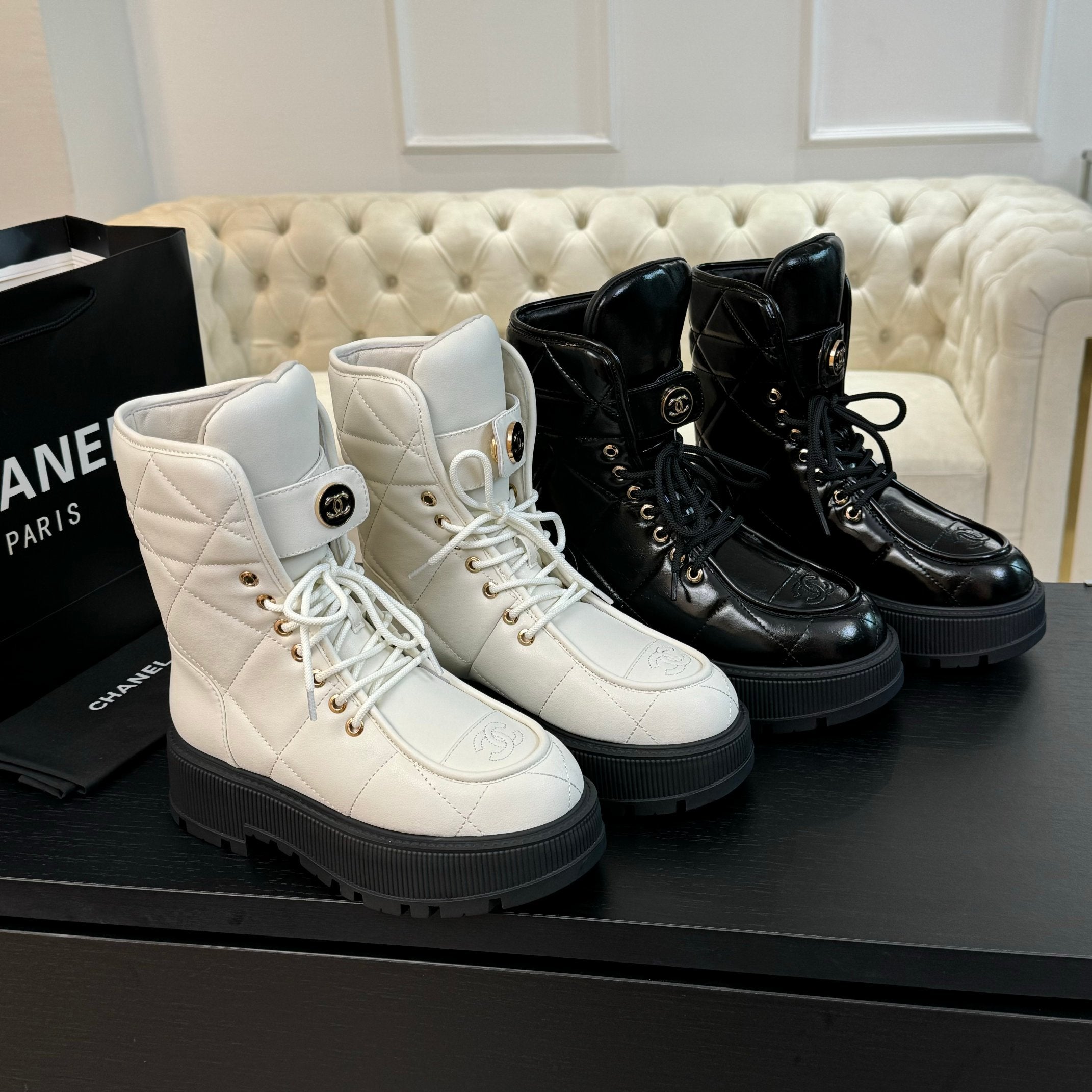 CC Short Boots White Quilted Cowhide