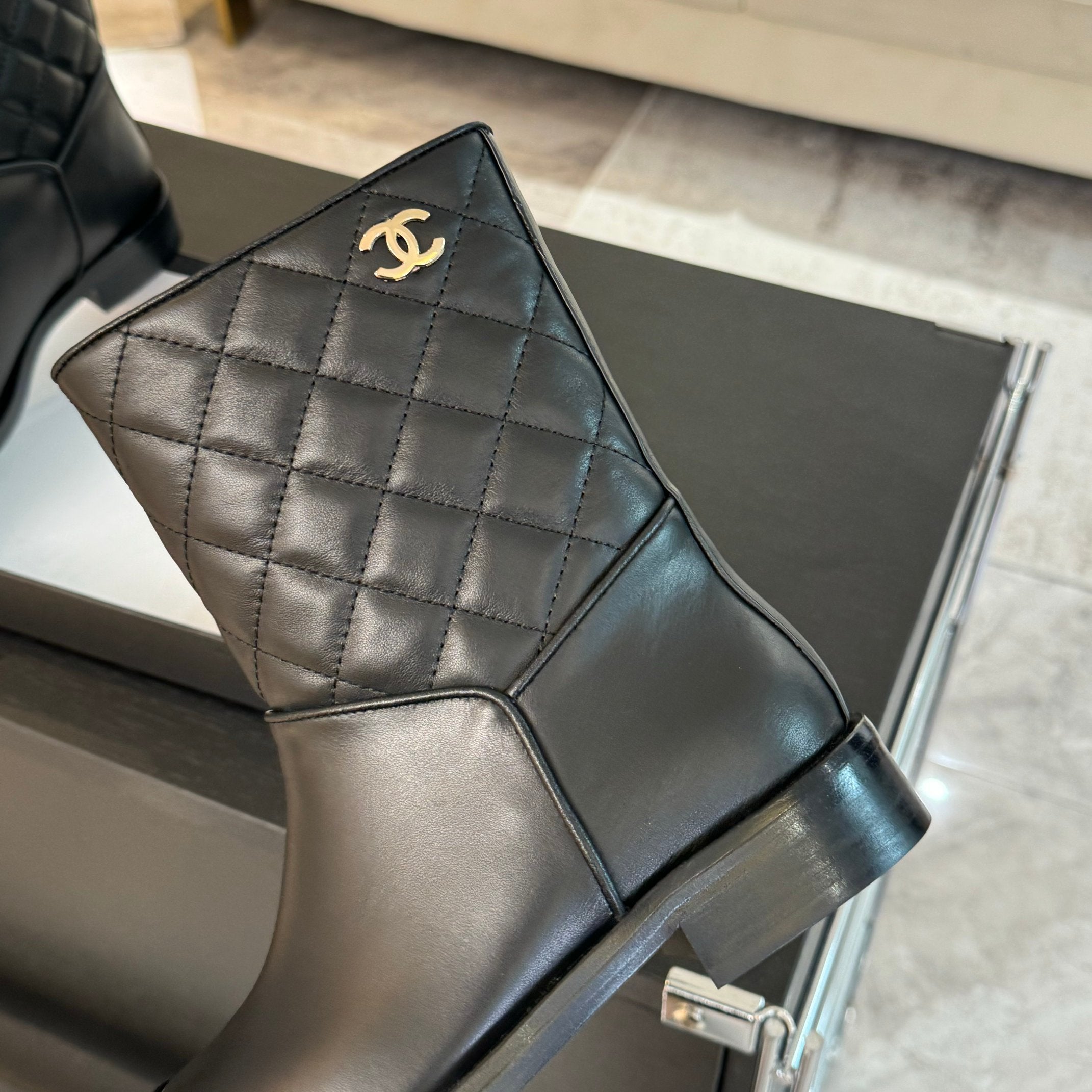 CC Ankle Boots 30mm Black Calfskin Quilted