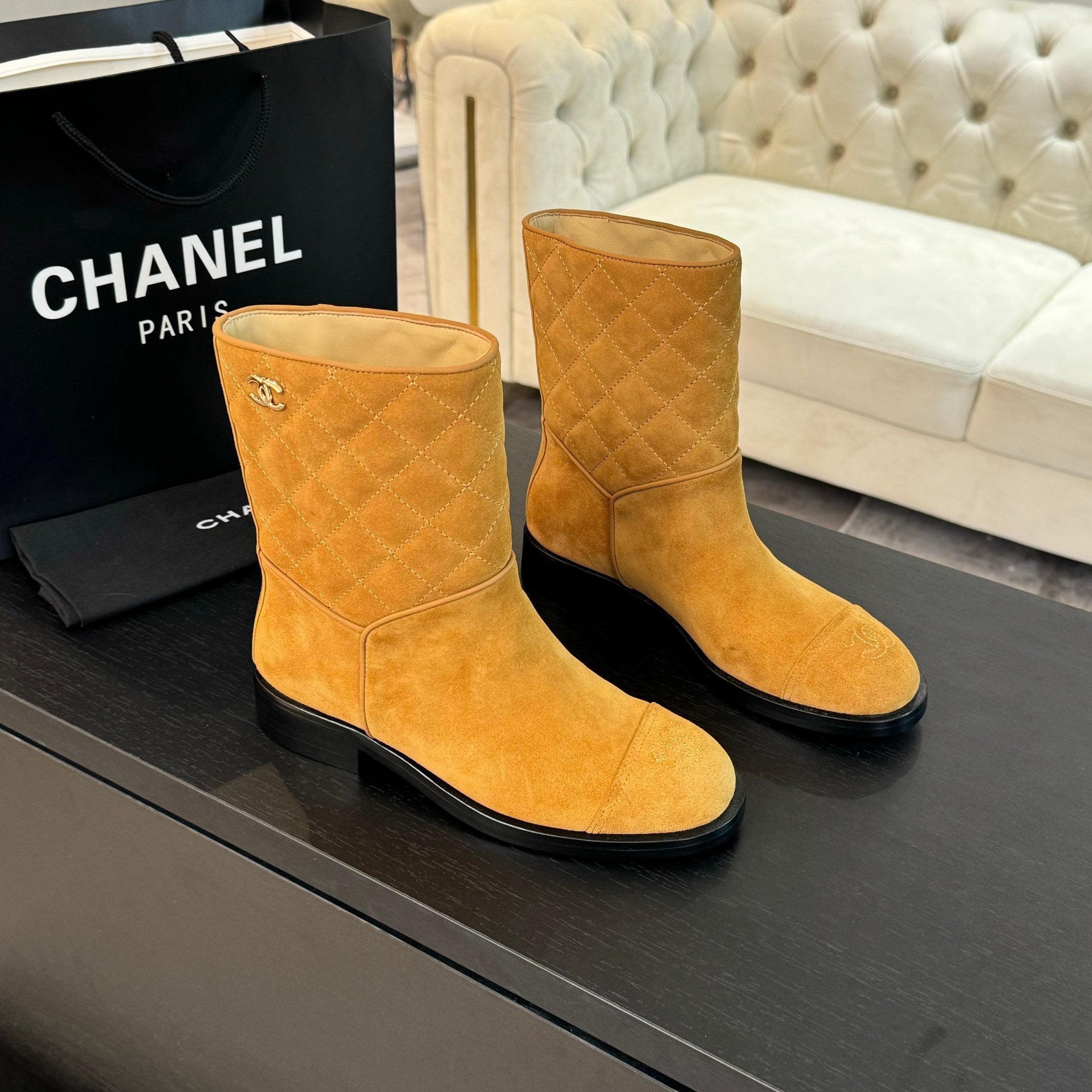 CC Ankle Boots 30mm Dark Yellow Suede Quilted