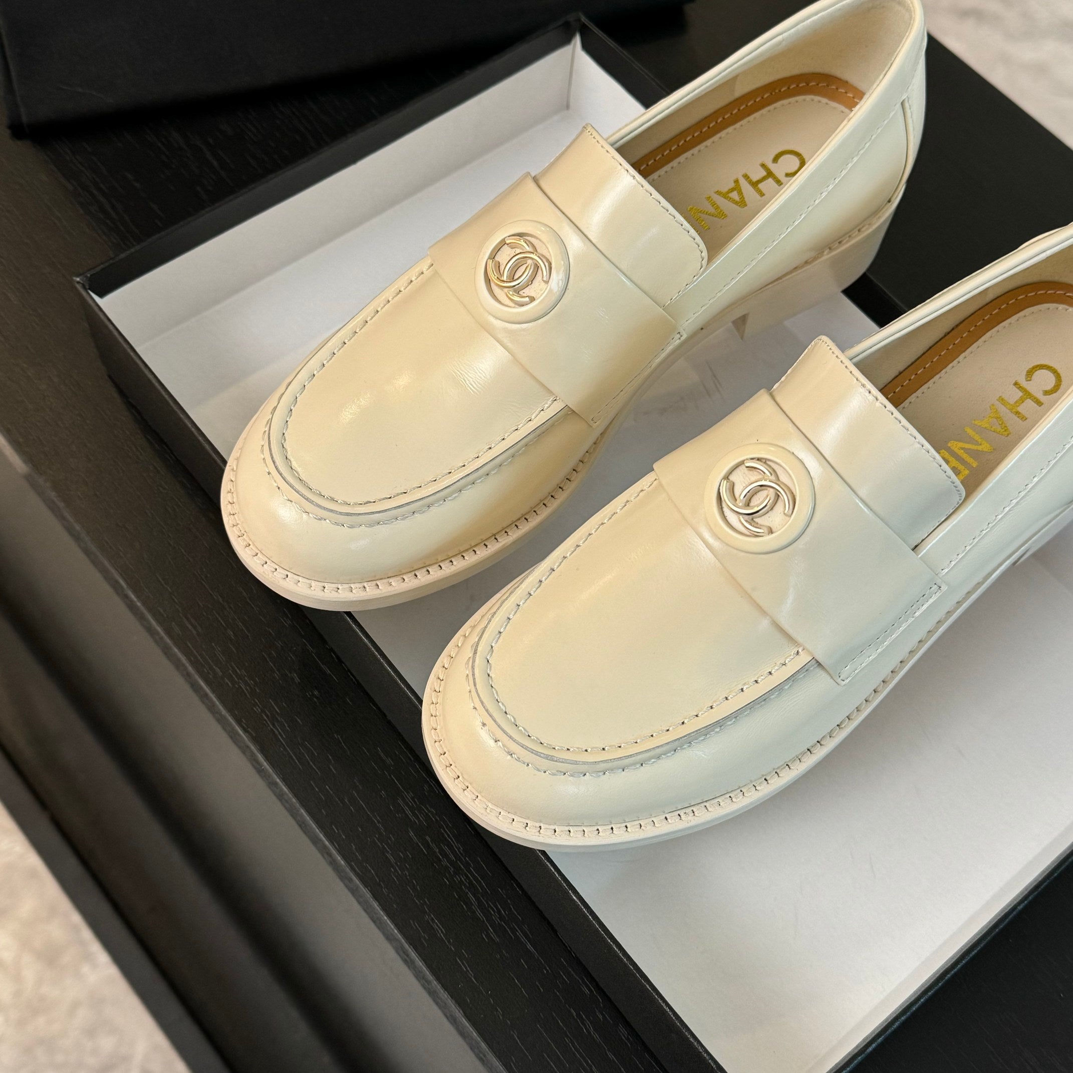 CC Moccasins Glossy White Cowhide