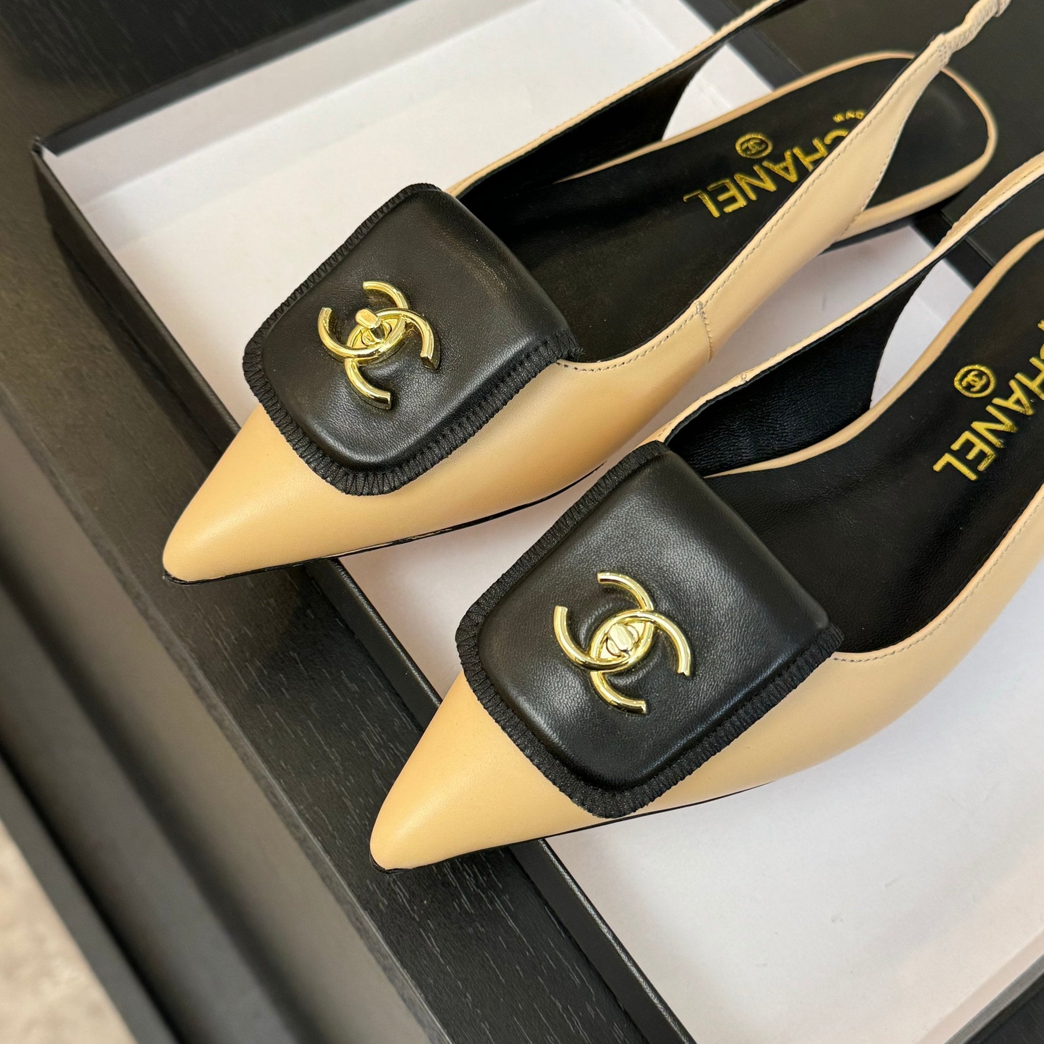 CC 25C Slingback Flat Cream Genuine sheepskin 212951