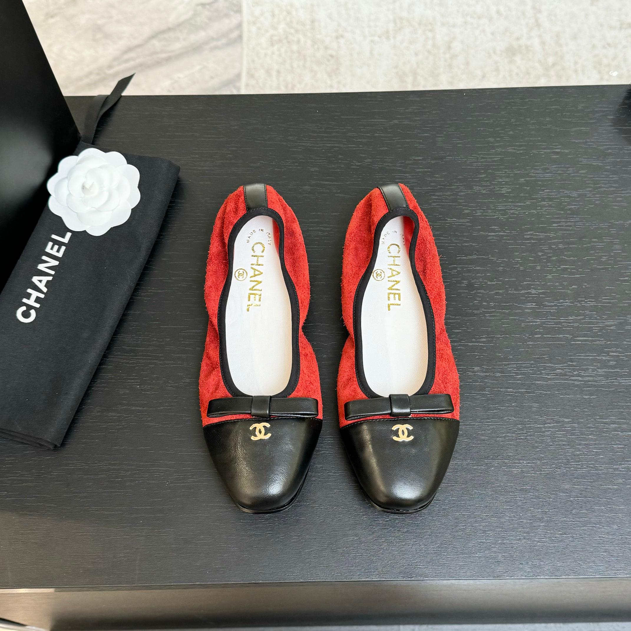 CC Ballet Flats Red Cowhide 313471