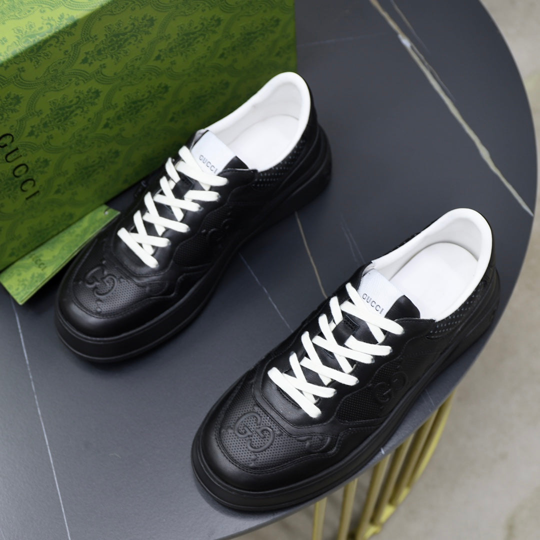 GG Men's Sneaker Black Cowhide Embossed 523163