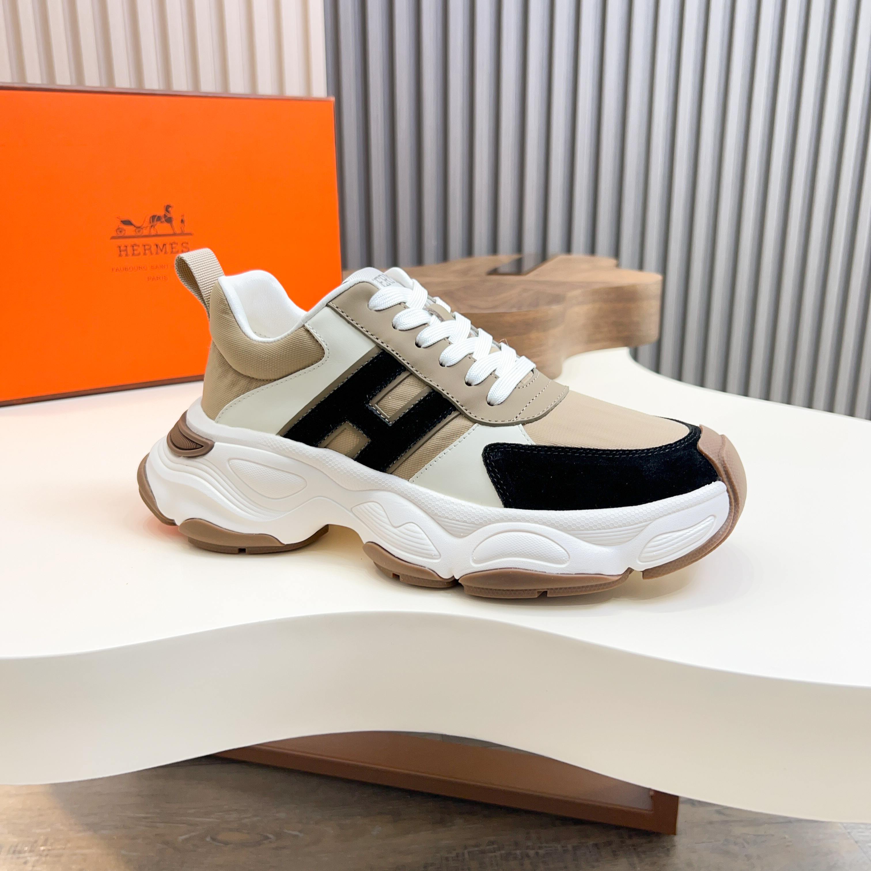 HM Men's Sneaker Beige Calfskin Suede 601279