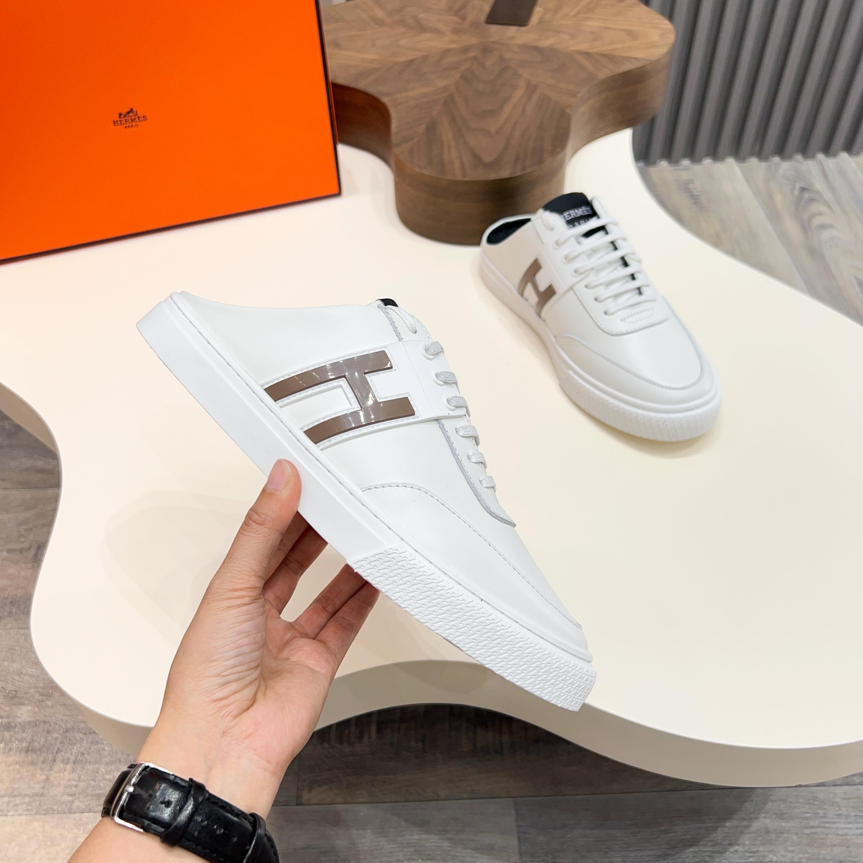 HM Men's Keep Mule White Calfskin 652000