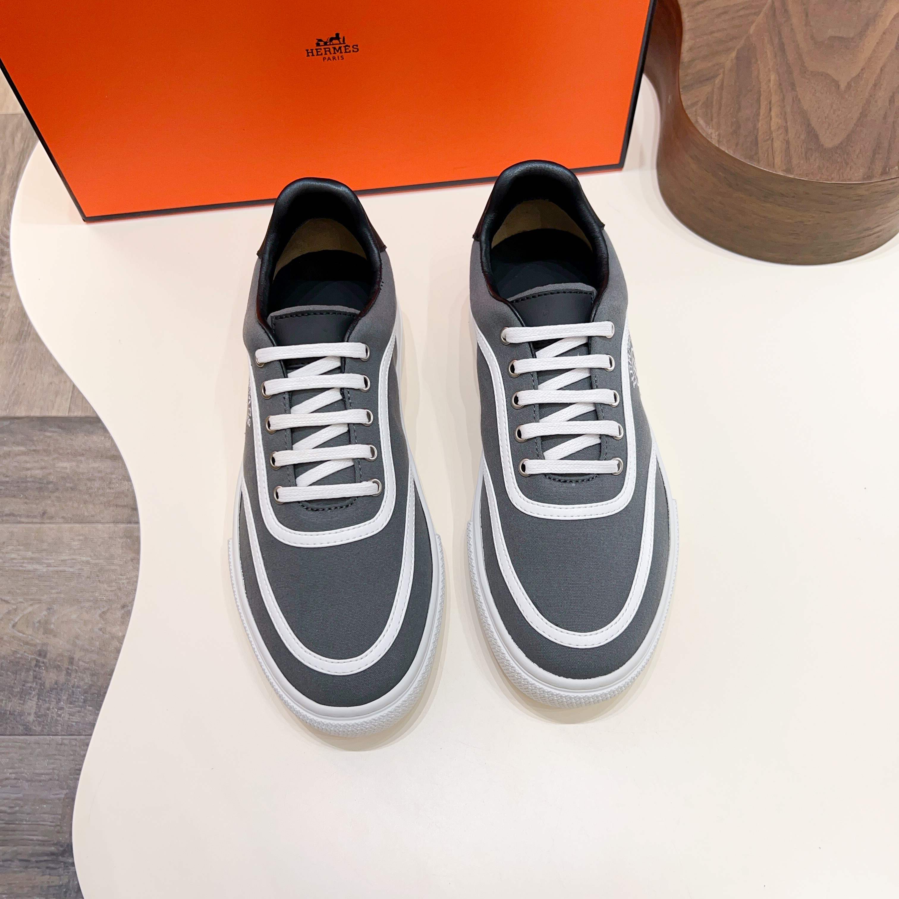 HM Men's Get Sneaker Grey Cowhide Canvas 723509