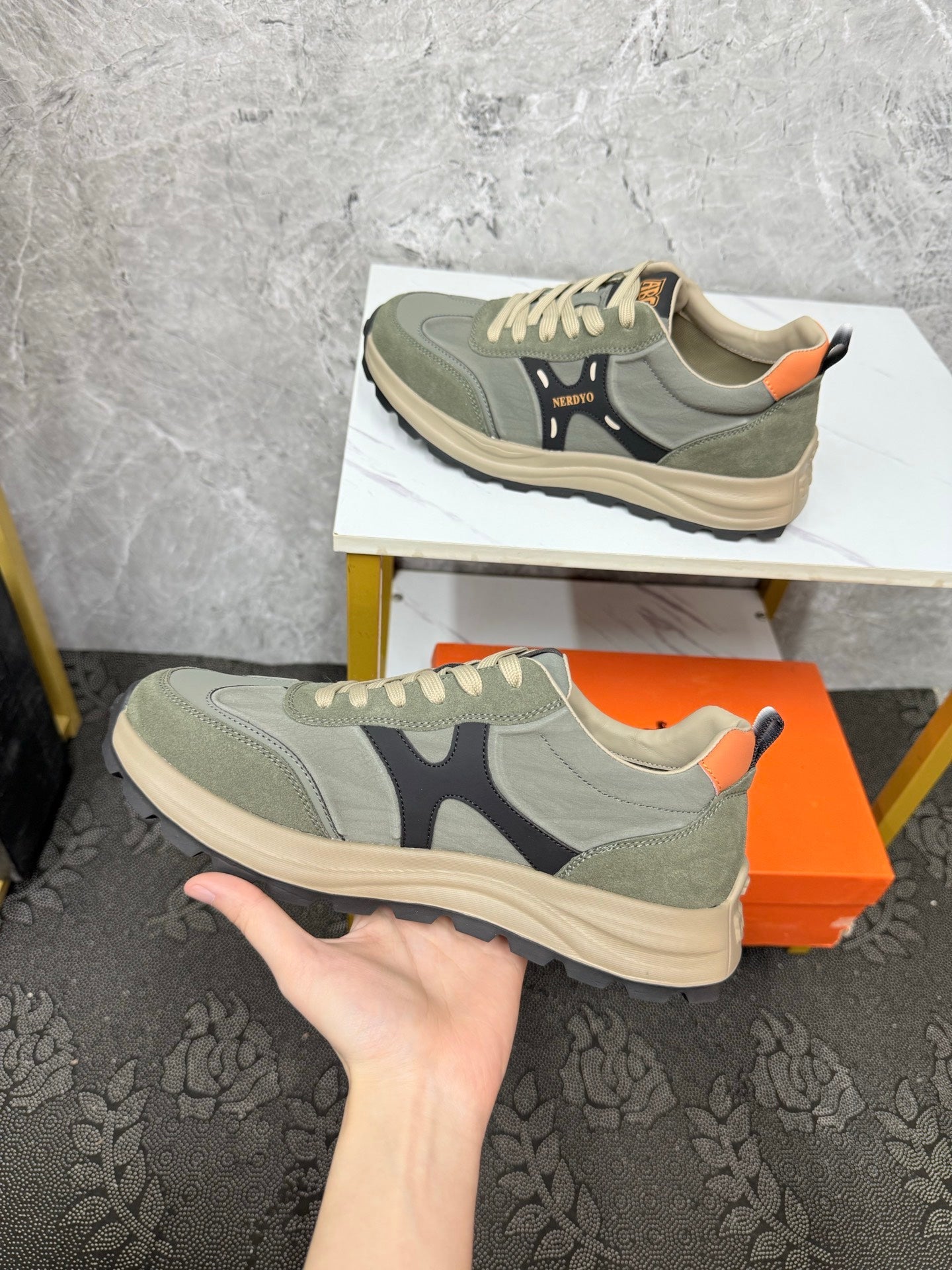 HM Men's Sneaker Moss Green Suede 602095