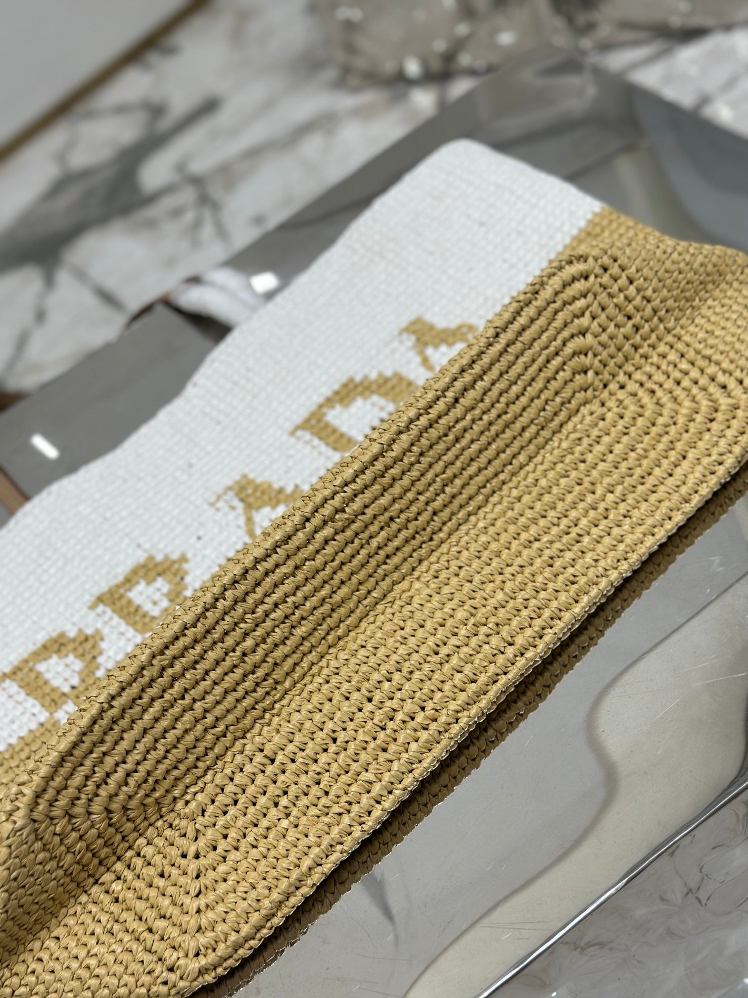 LARGE TOTE BAG 37 IN WHITE MIX BEIGE RAFFIA AND BROWN CALFSKIN HANDLE