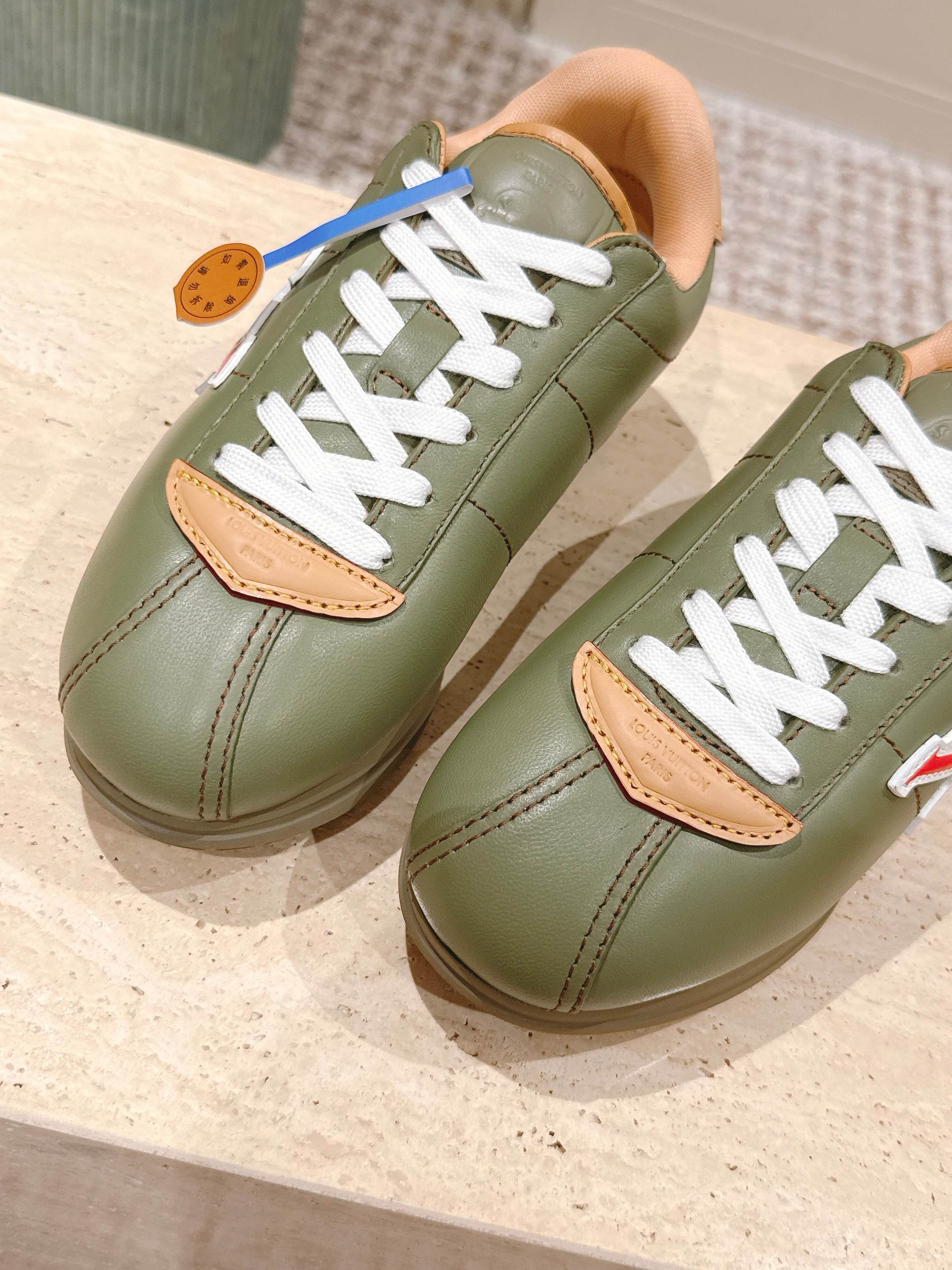LV 25 Buttersoft Sneakers Olive Green Calfskin 576990