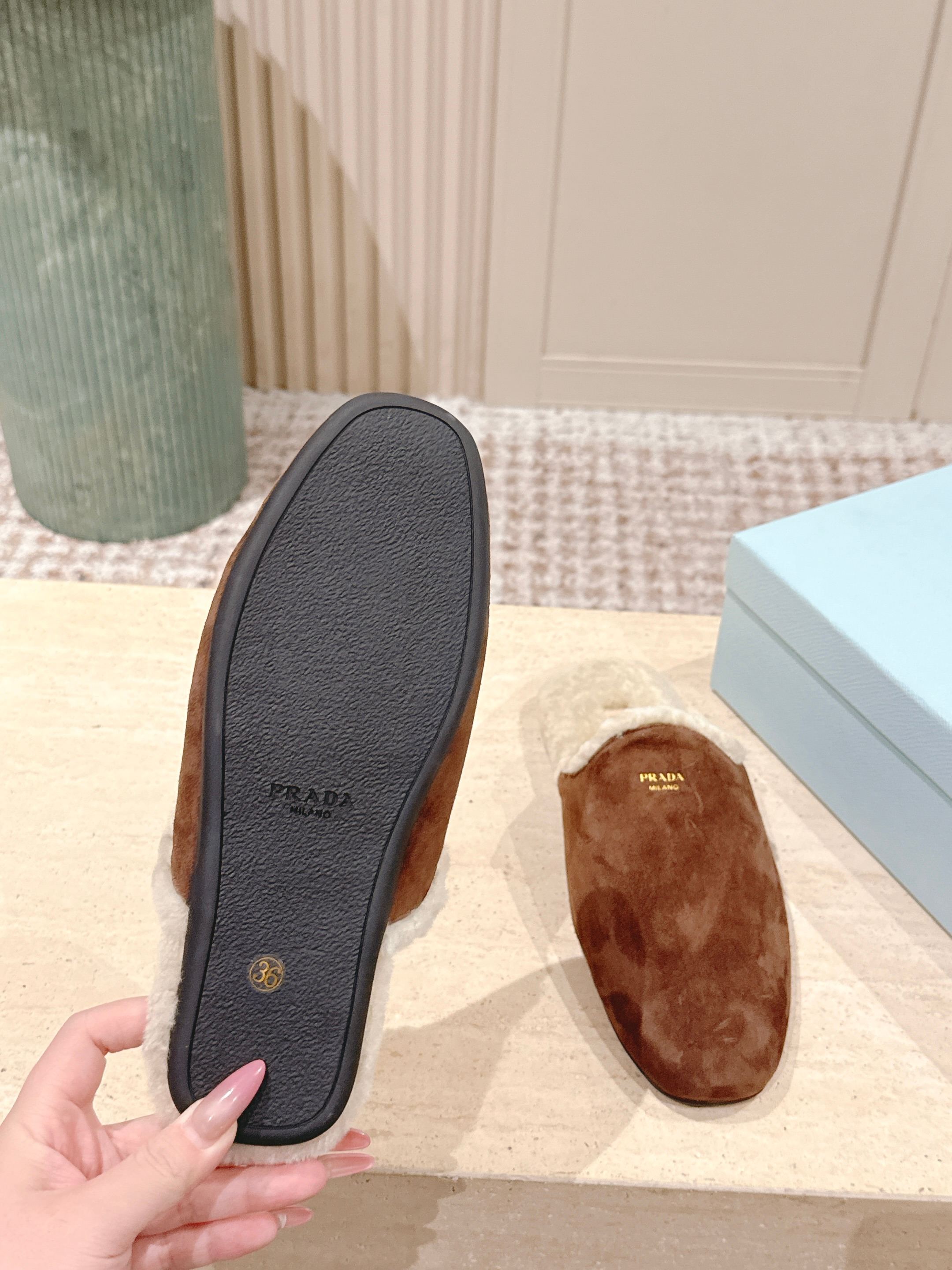 Pra 2025 Mule Brown Beige Suede Wool 556282