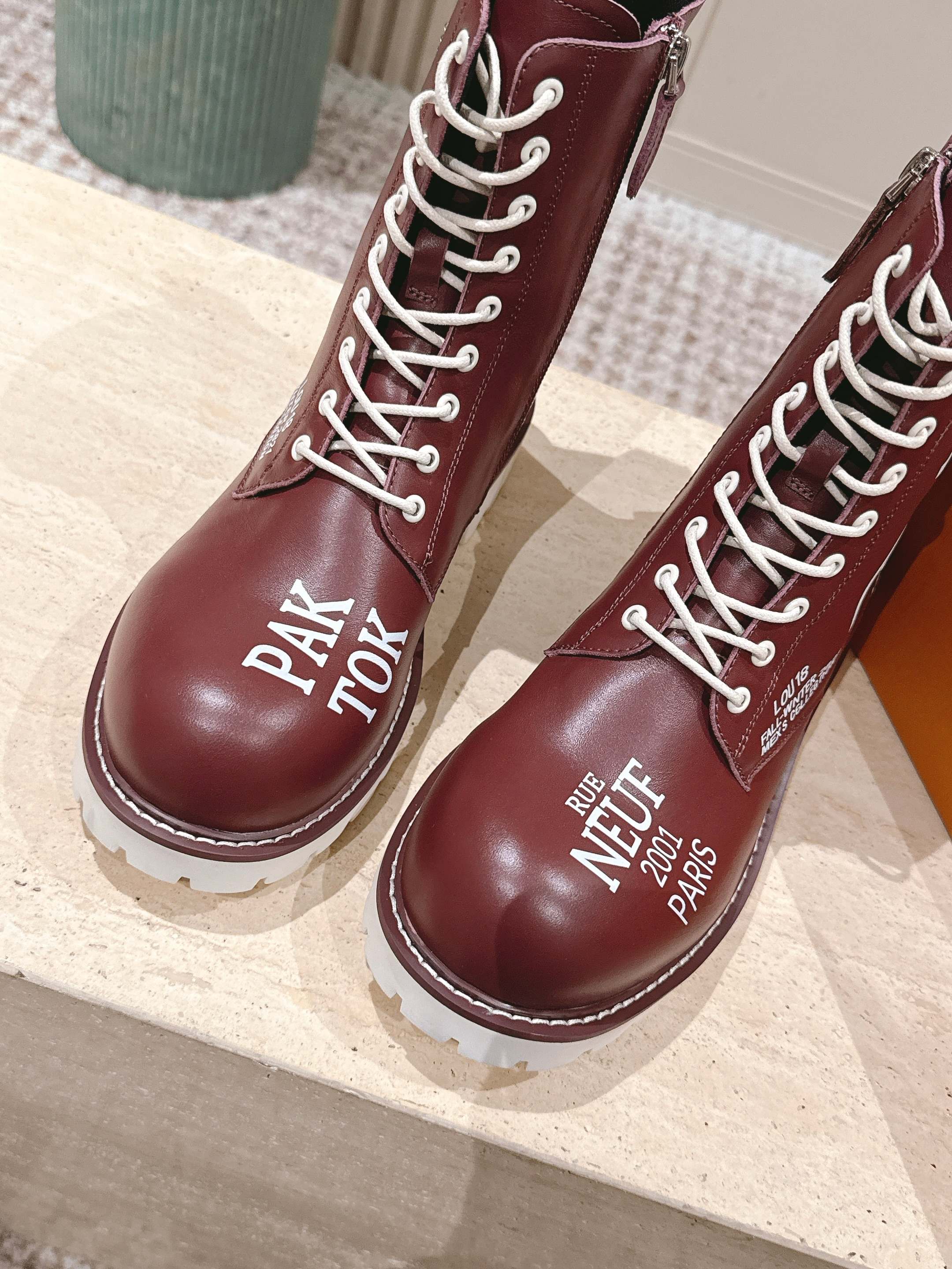 LV 25 Short Boots Burgundy Cowhide 576919