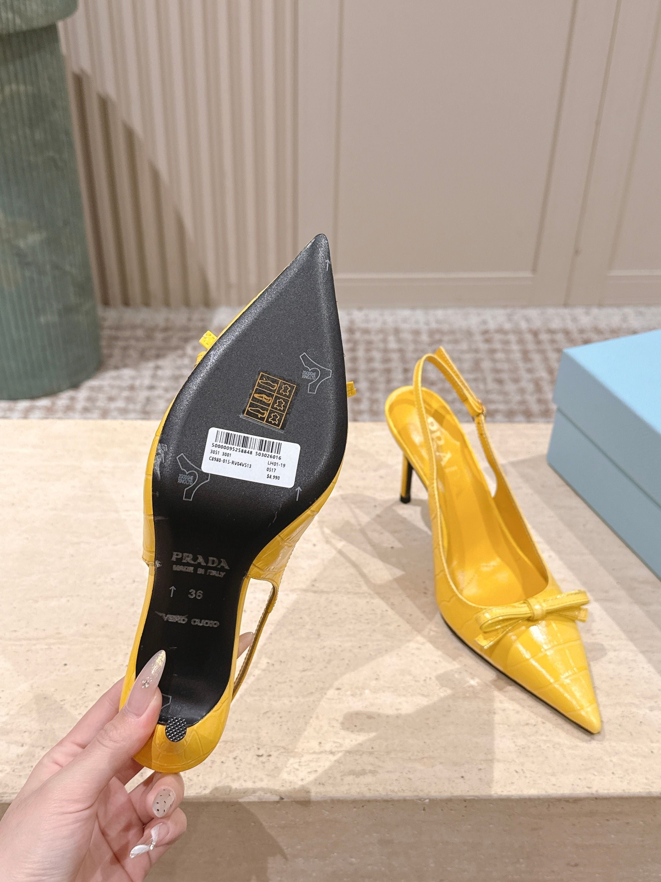 PRA 26S Slingback 85 Yellow Crocodile Embossed Leather 630738