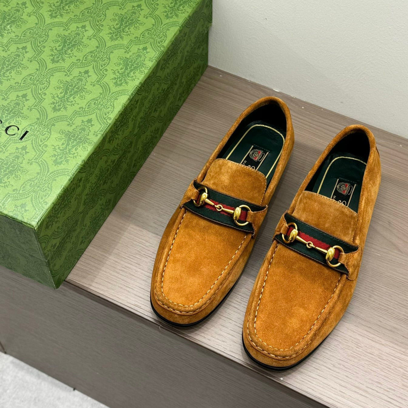 GG Men's Horsebit Loafer Brown Suede 542460