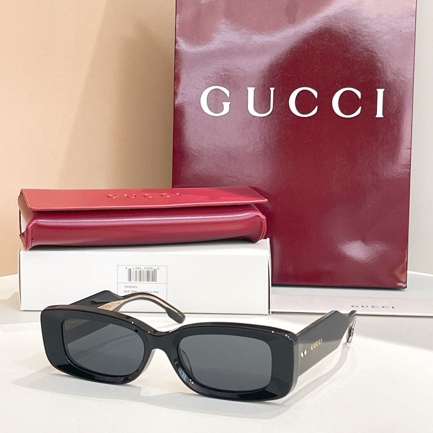 Gucci Sunglasses 659055