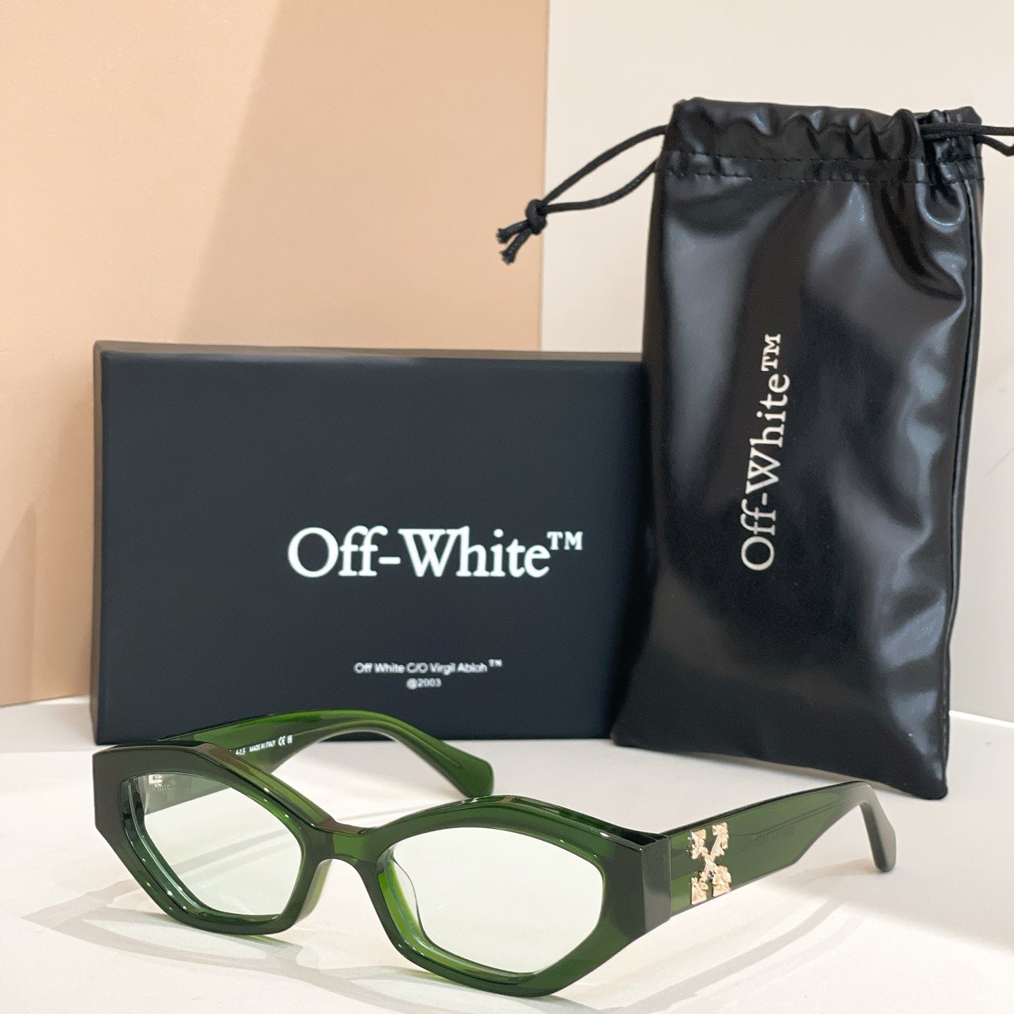Off-white Sunglasses 666683