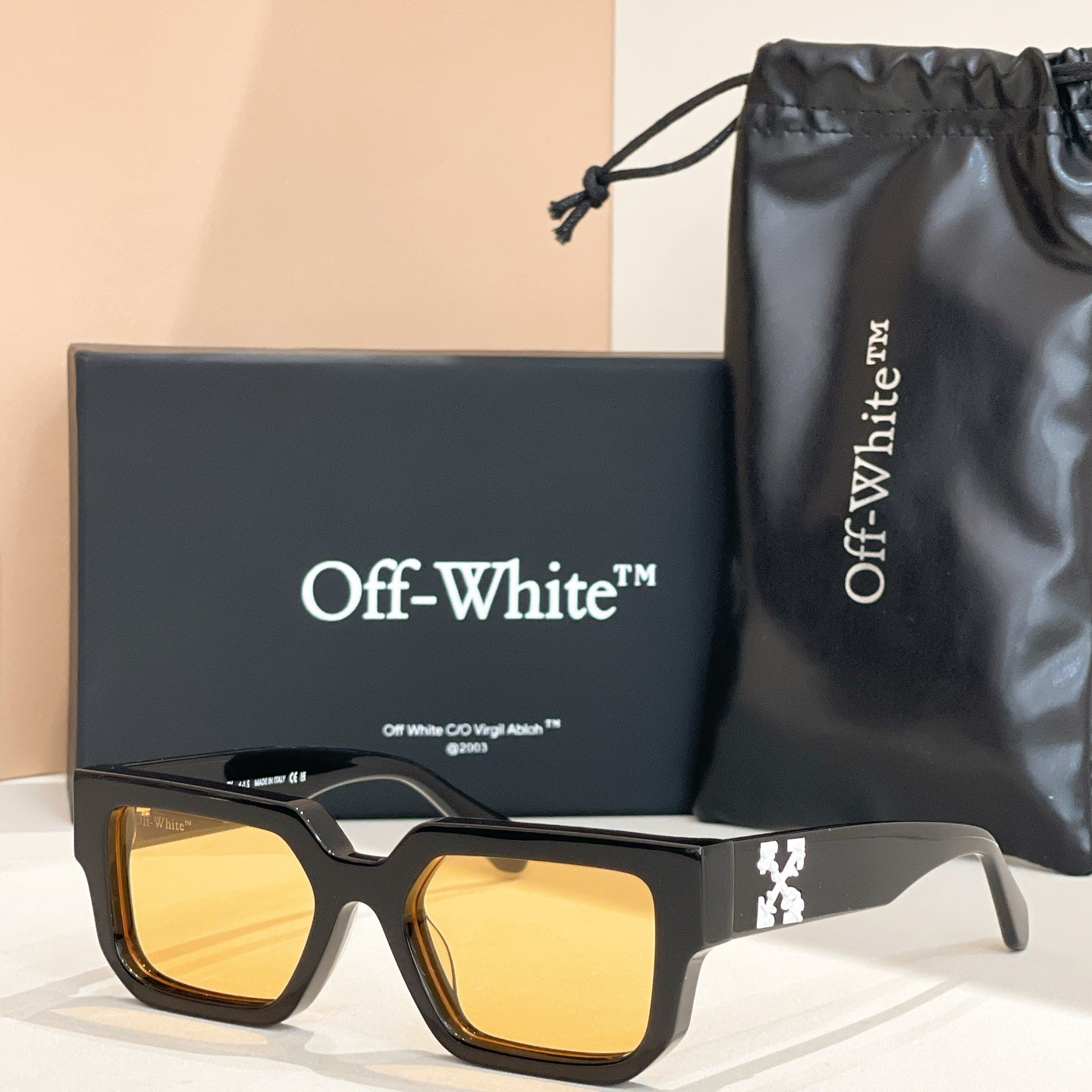 Off-white Sunglasses 666687