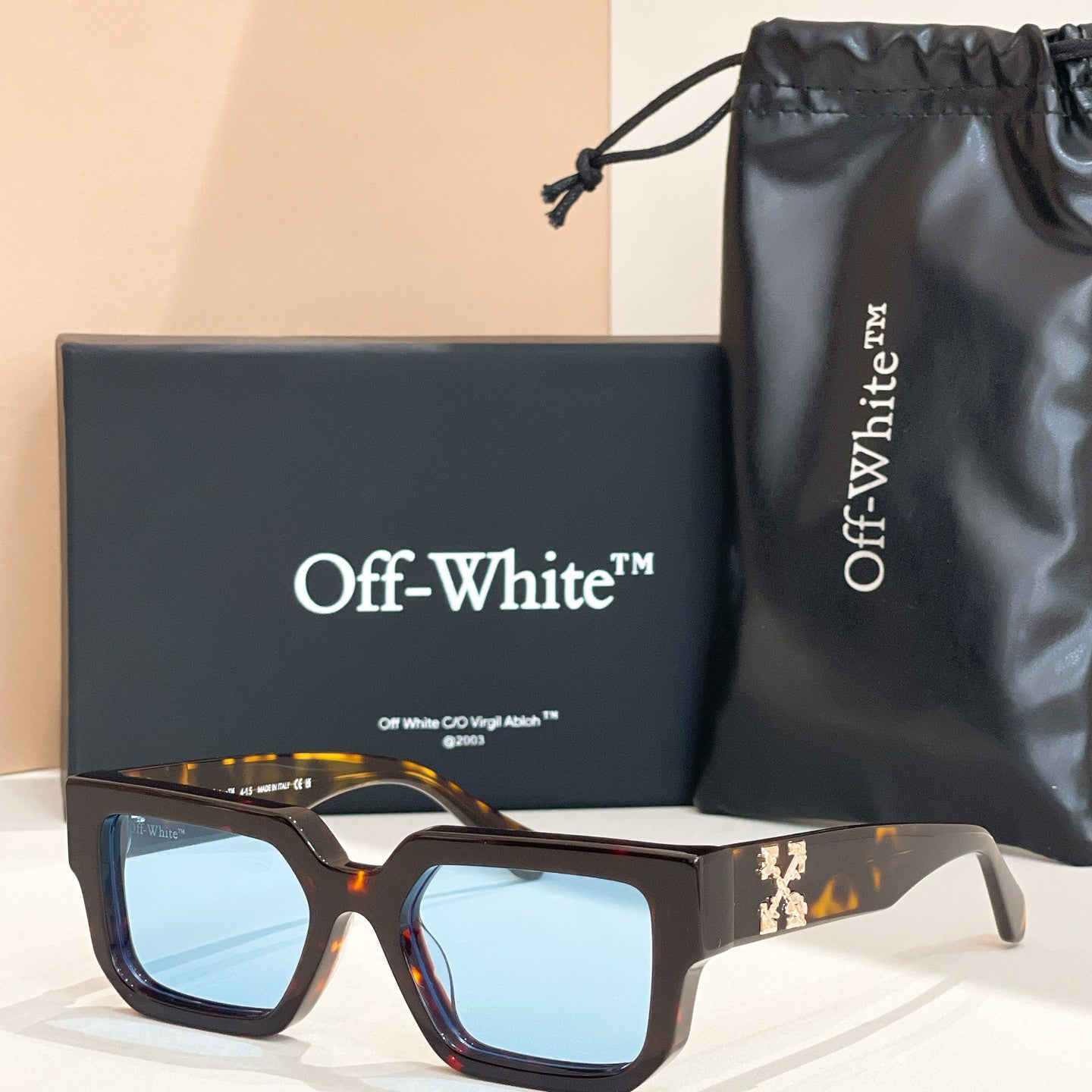 Off-white Sunglasses 666687