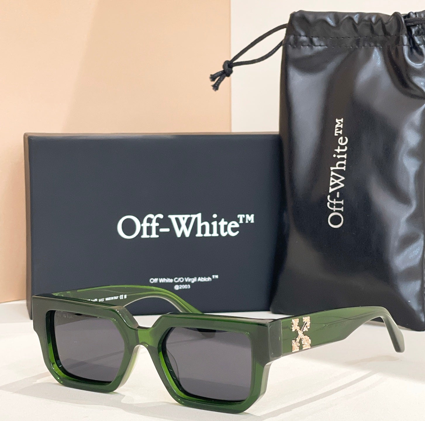 Off-white Sunglasses 666687