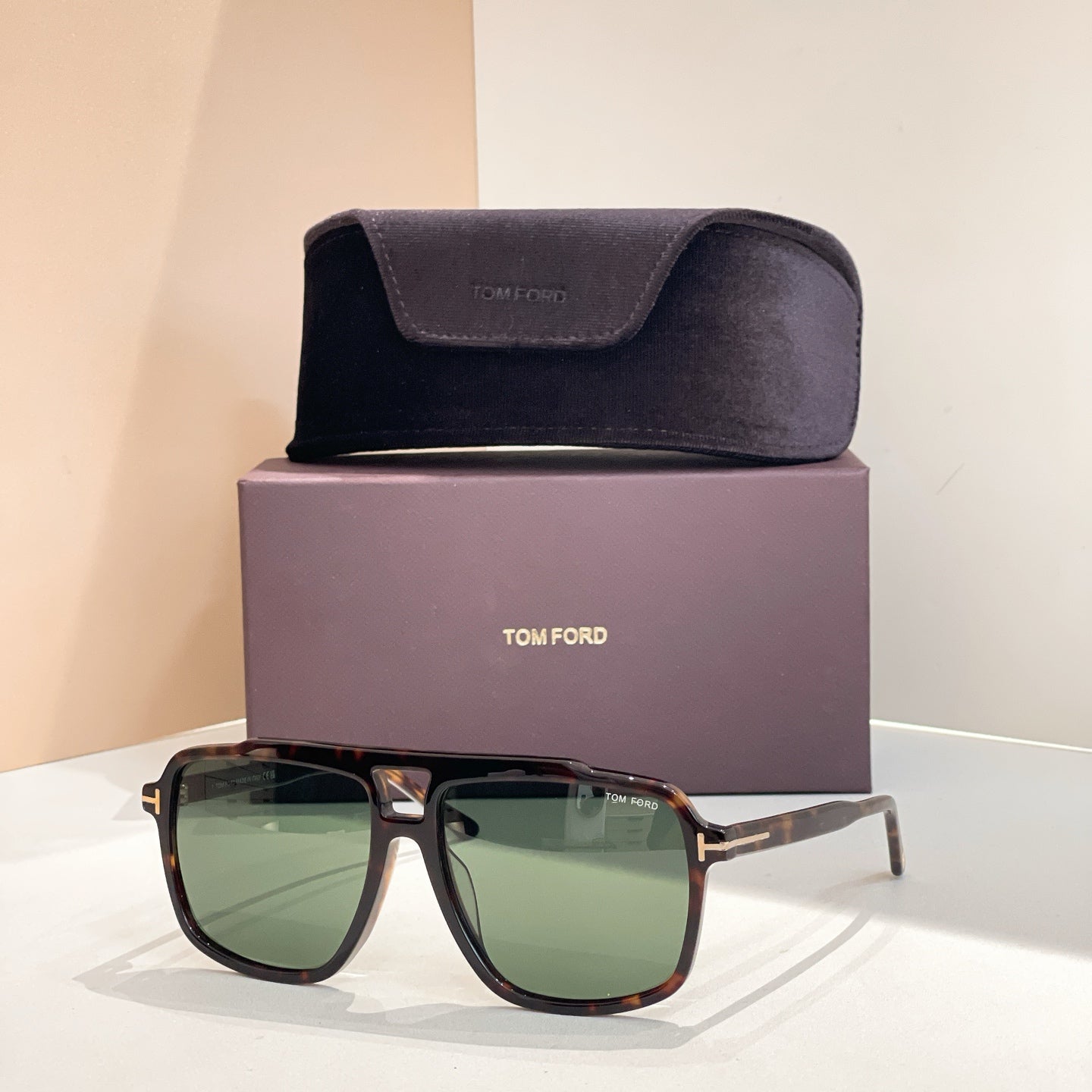 Tom Ford Sunglasses 677682