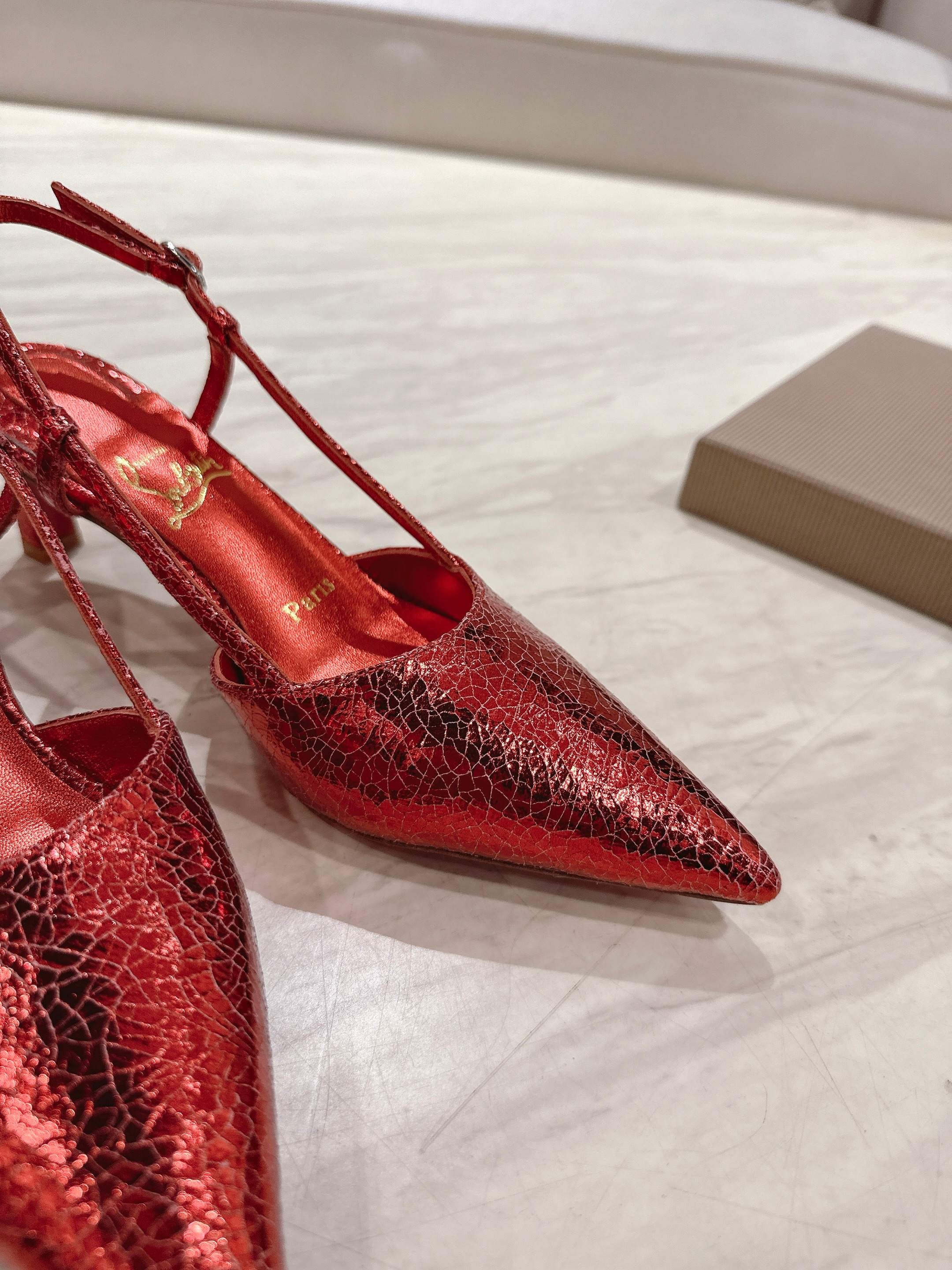 CL 25 Slingback Red Original Fabric 335140