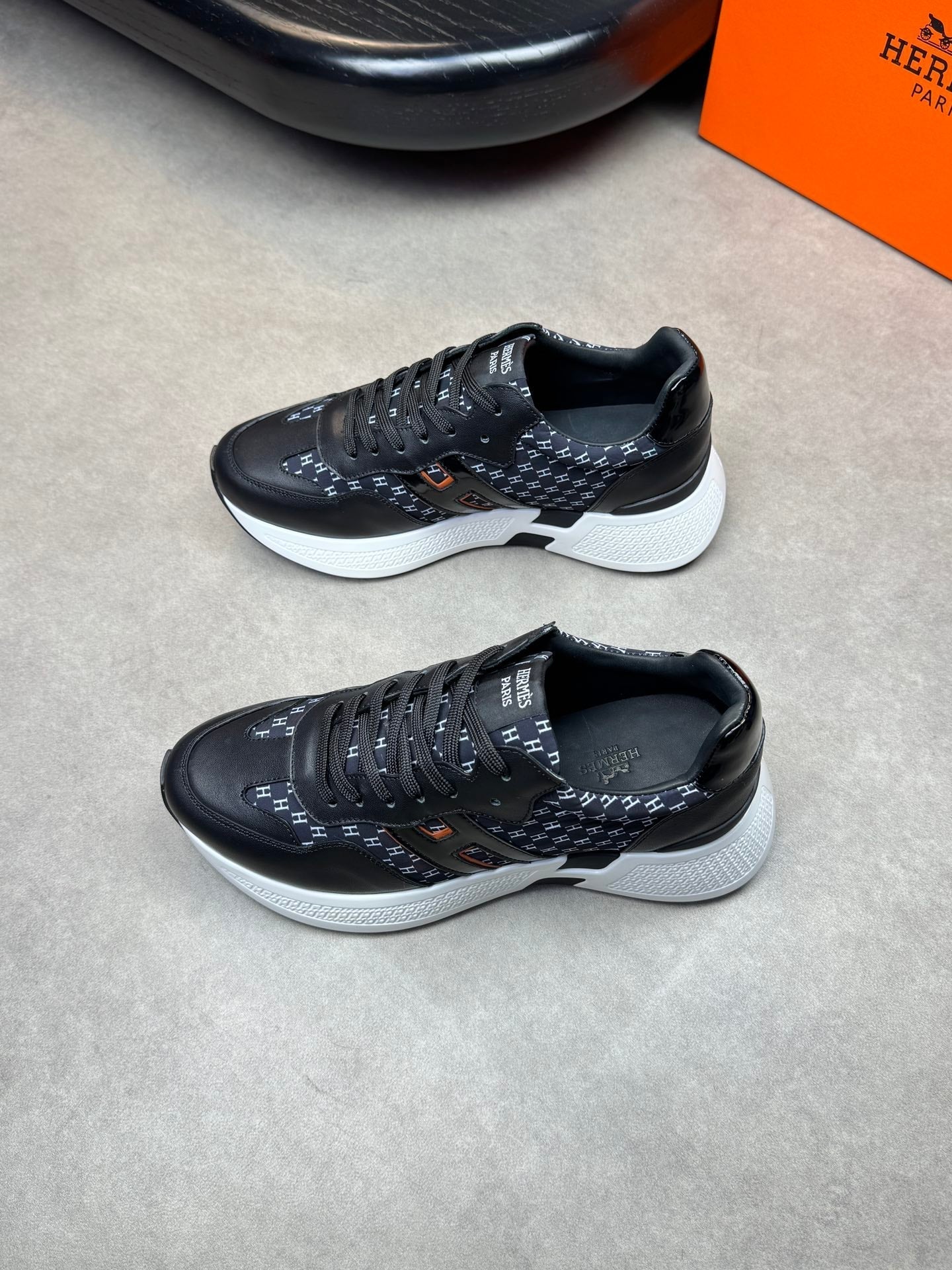 HM Men's Sneaker Black Blue Calfskin 581699