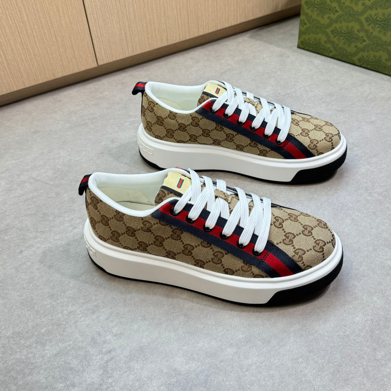 GG Men's Web Sneaker Brown Canvas 722443