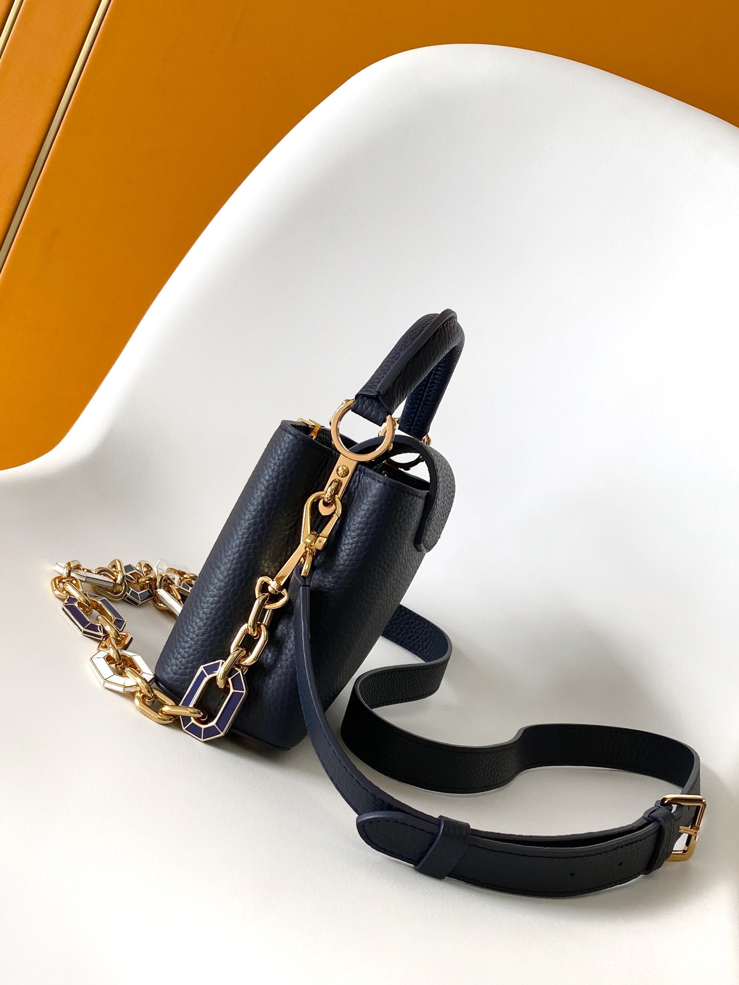 Capucines BB 21cm Bag Royal Blue Cowhide 251675