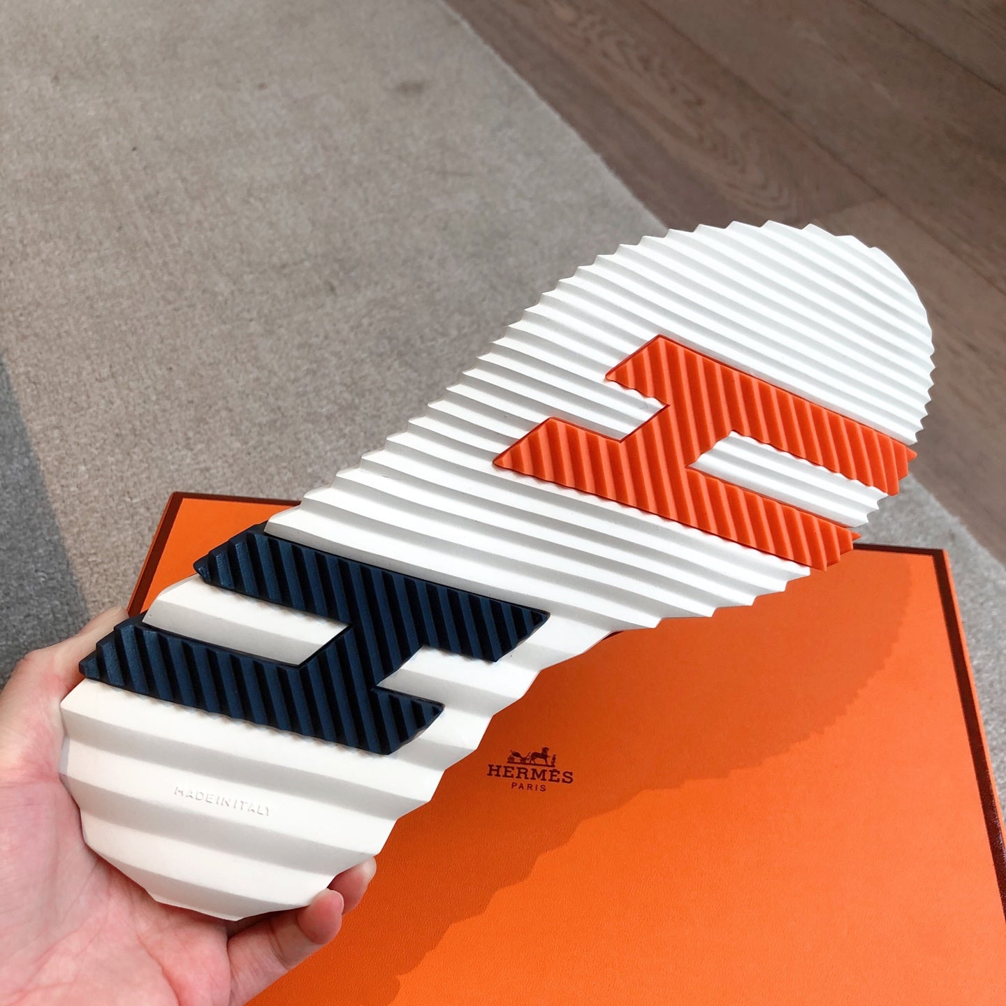 HM Men's 25 Sneaker Navy Blue Cowhide Suede 541322