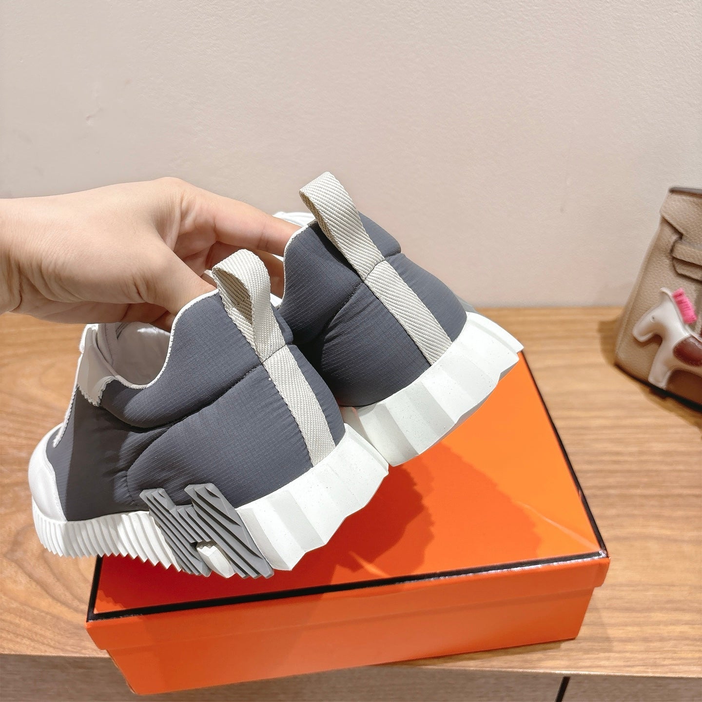 HM 25 Bouncing Sneaker Grey Lamskin 318385