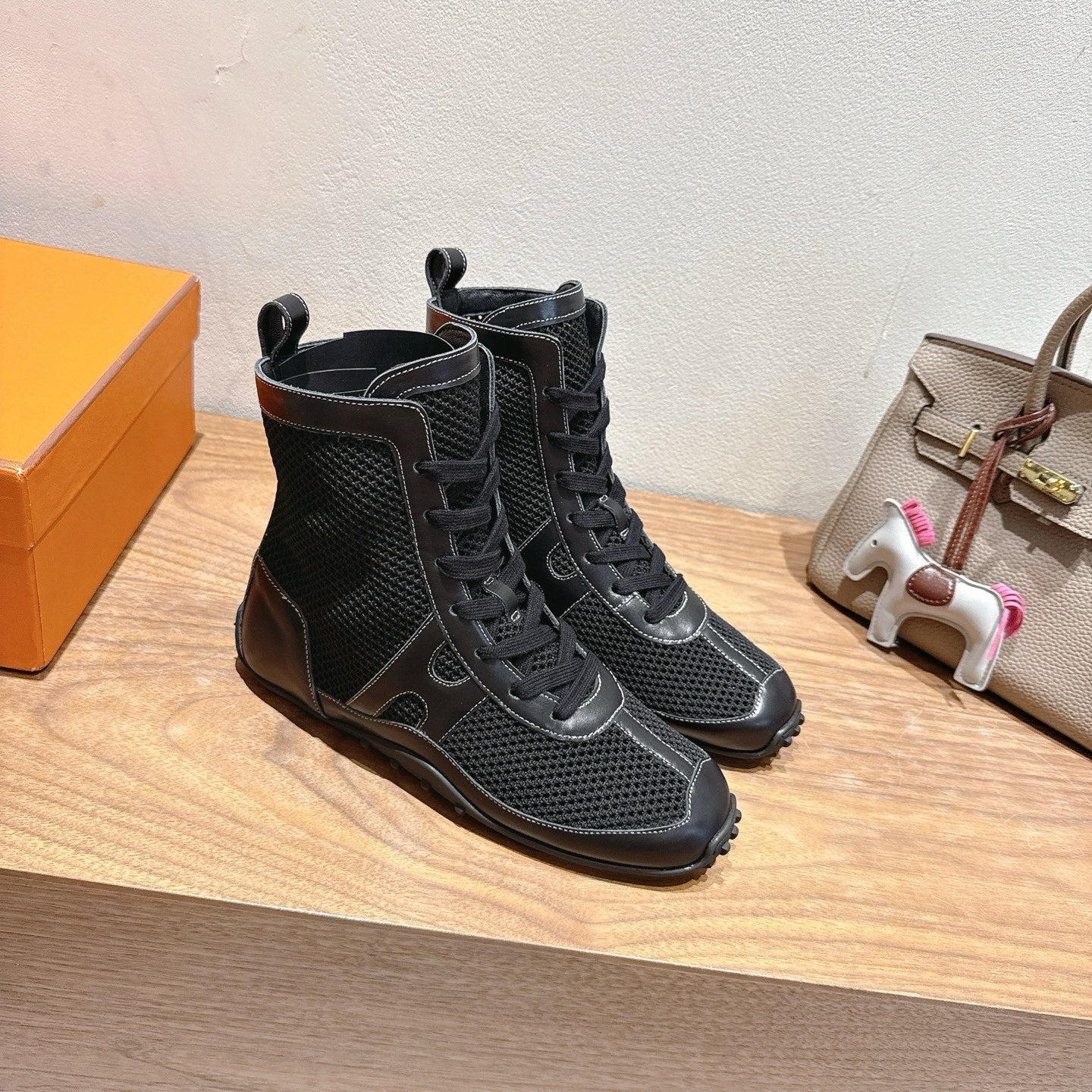 HM 25 Kiatsu Sneaker Black Mesh Calfskin 329536